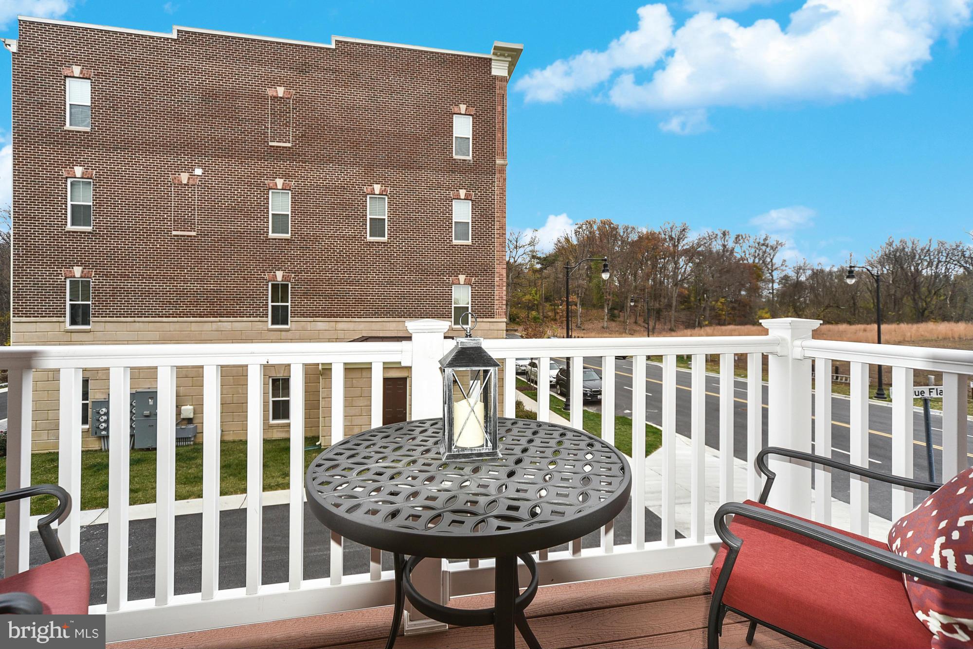 PARKLANDS AT WATKINS MILL - Residential