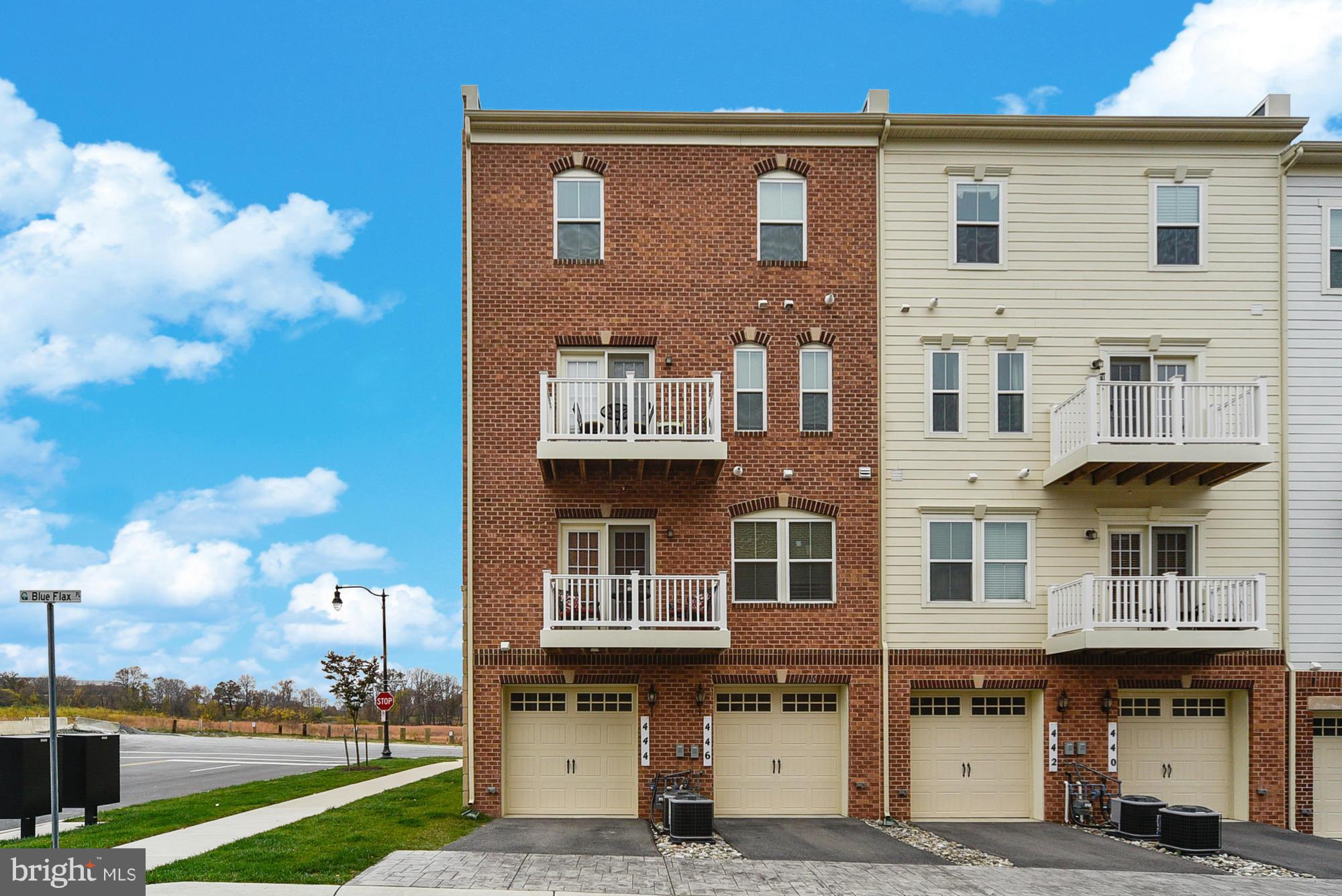 PARKLANDS AT WATKINS MILL - Residential