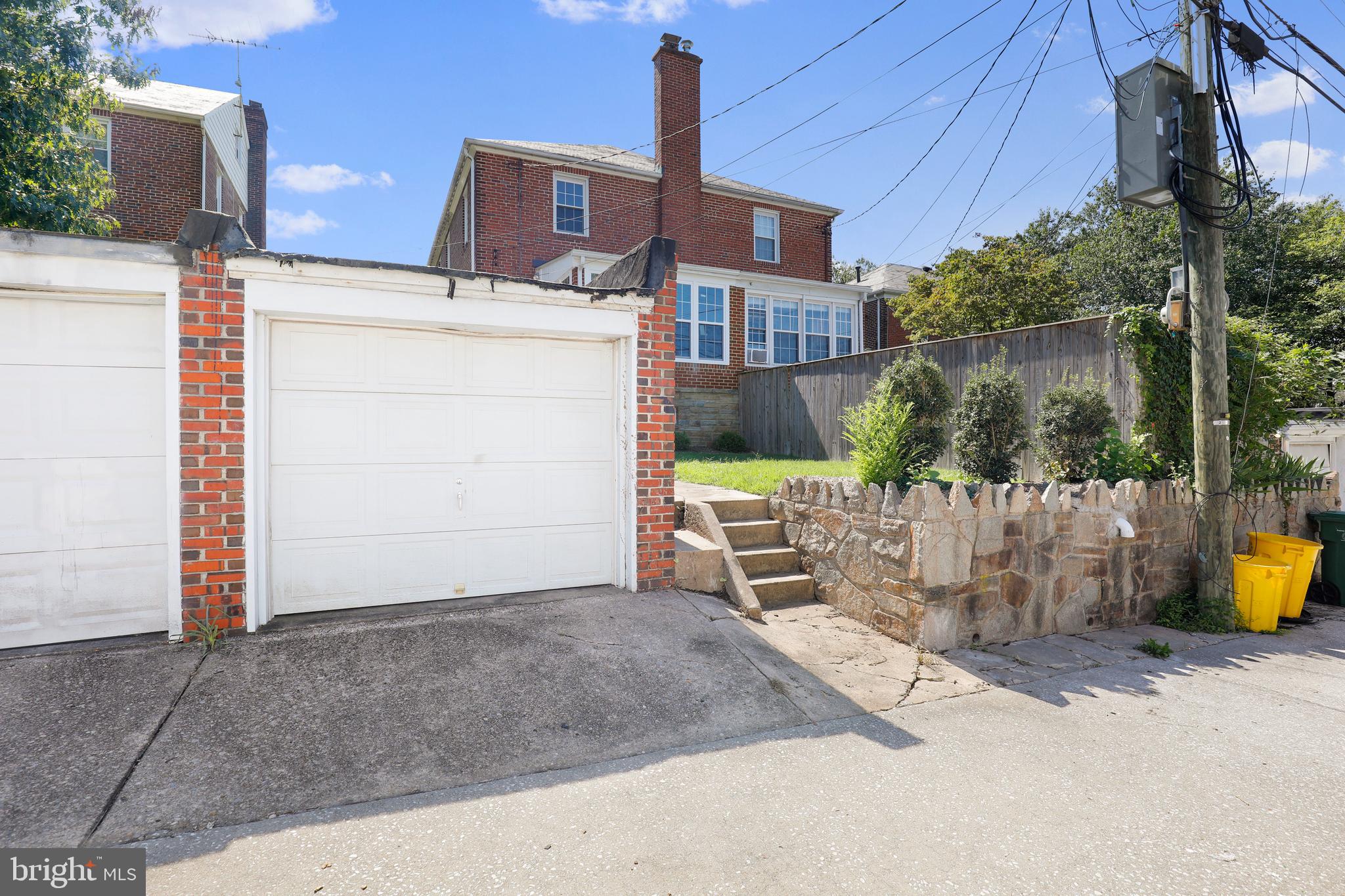 MAYFIELD - Residential