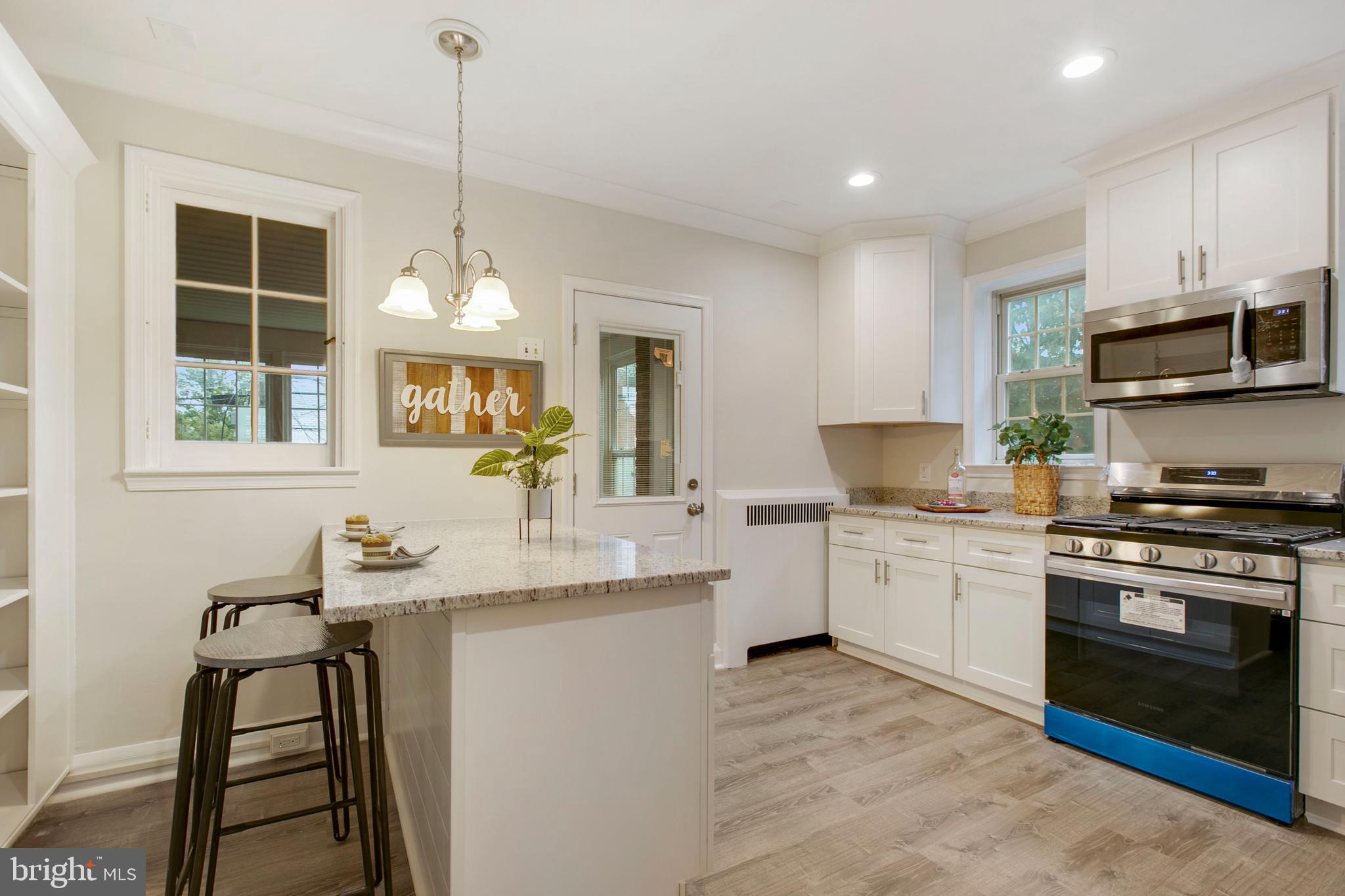 MAYFIELD - Residential