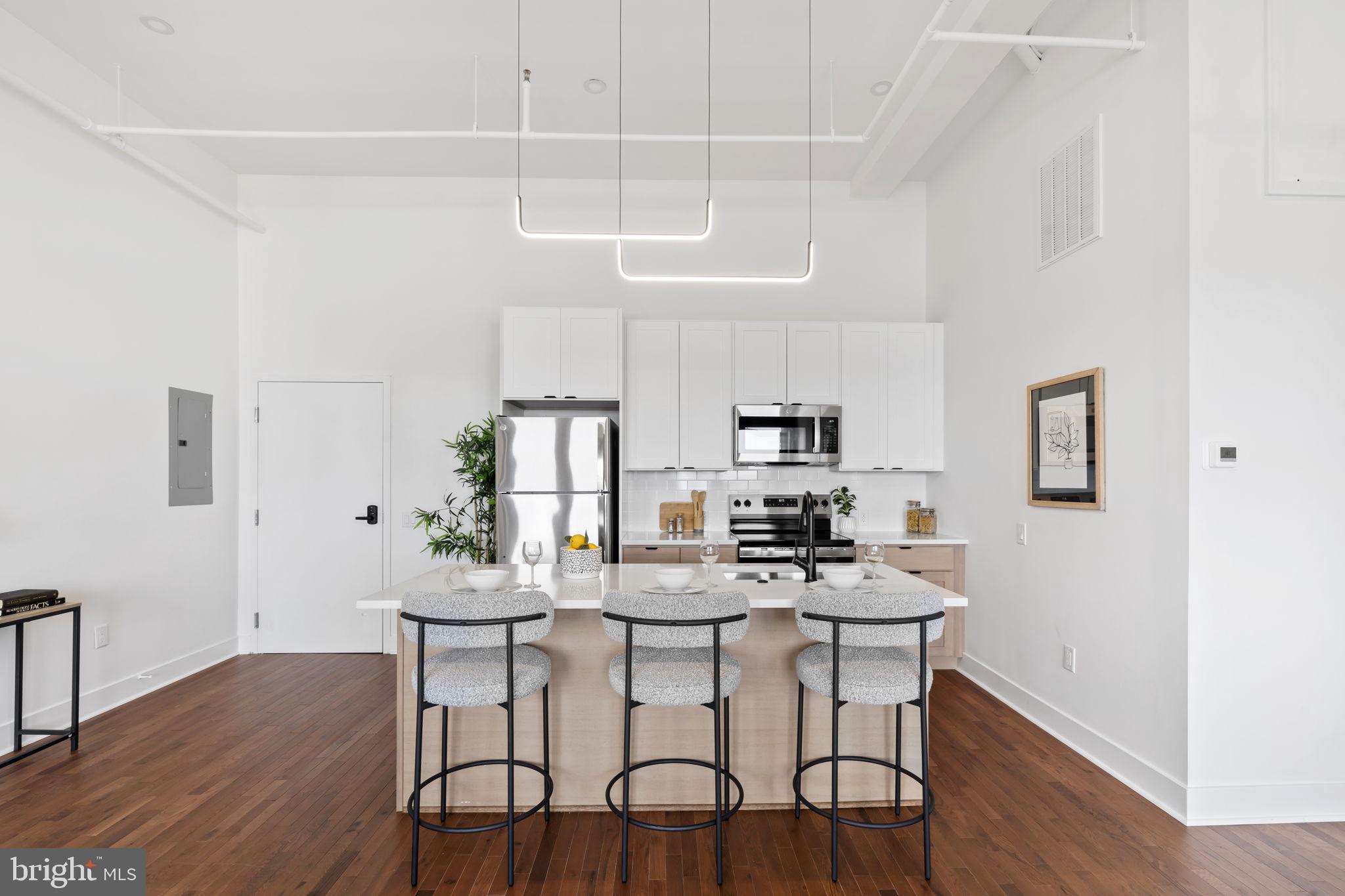 MANAYUNK - Residential Lease