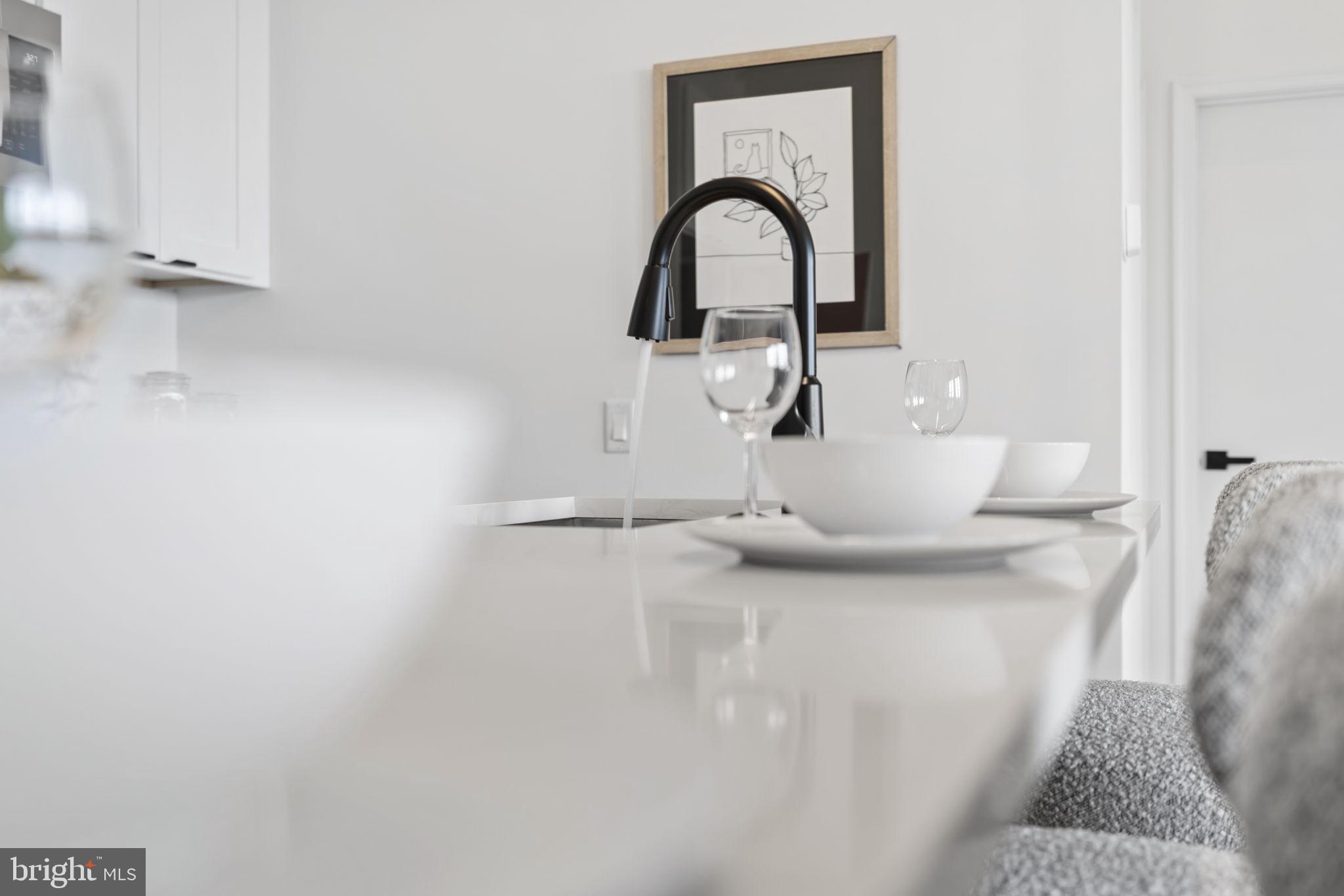 MANAYUNK - Residential Lease