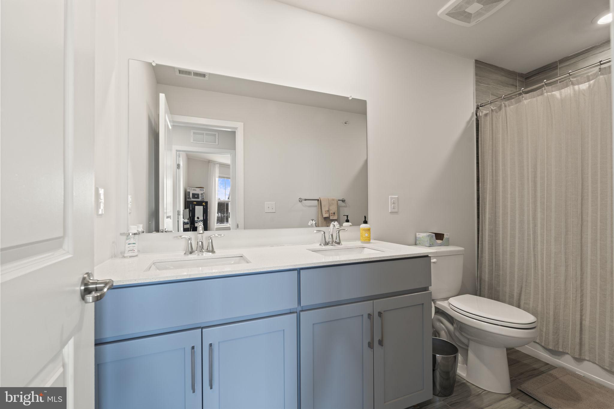 STEELPOINTE - Residential