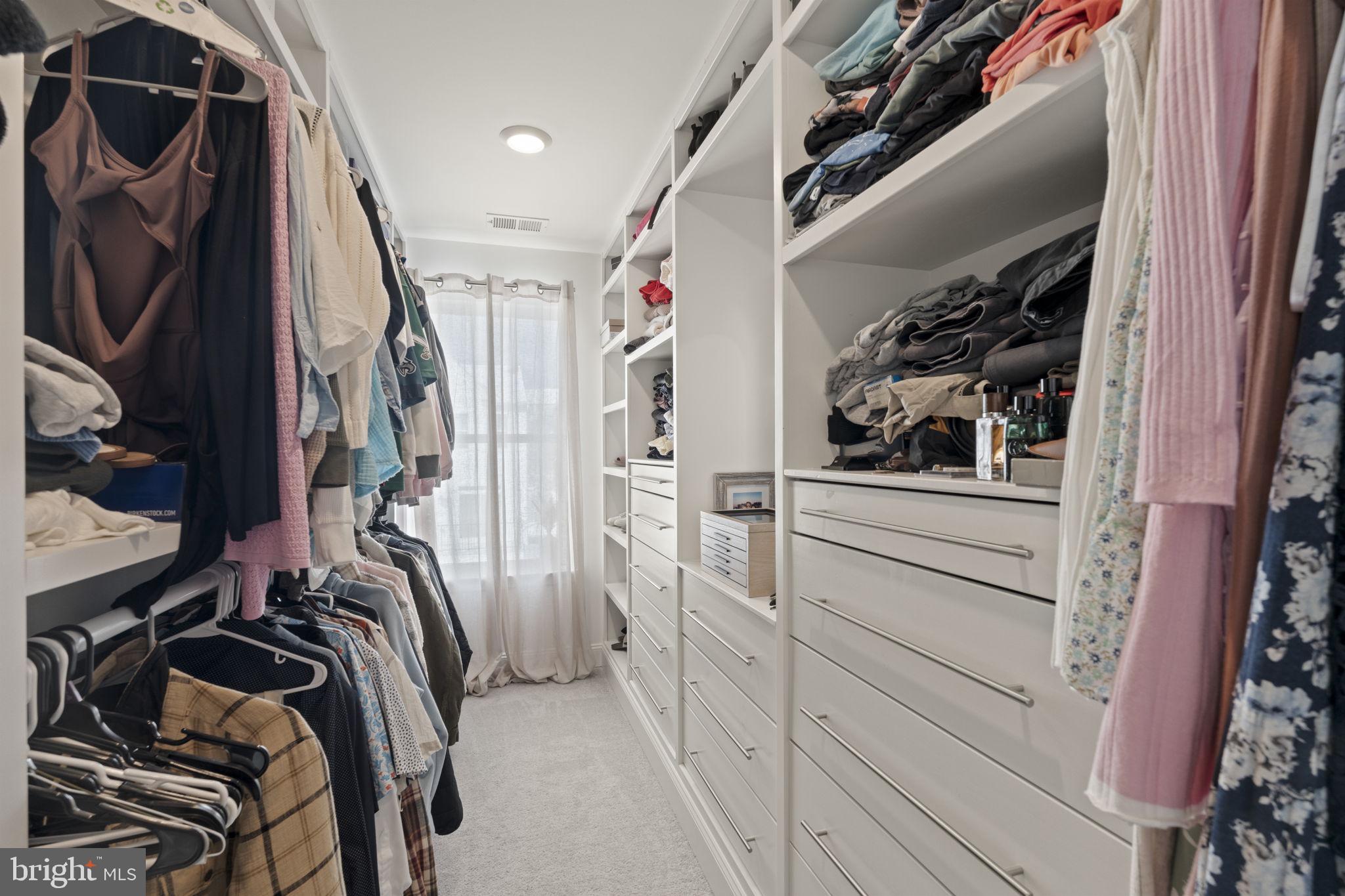 STEELPOINTE - Residential