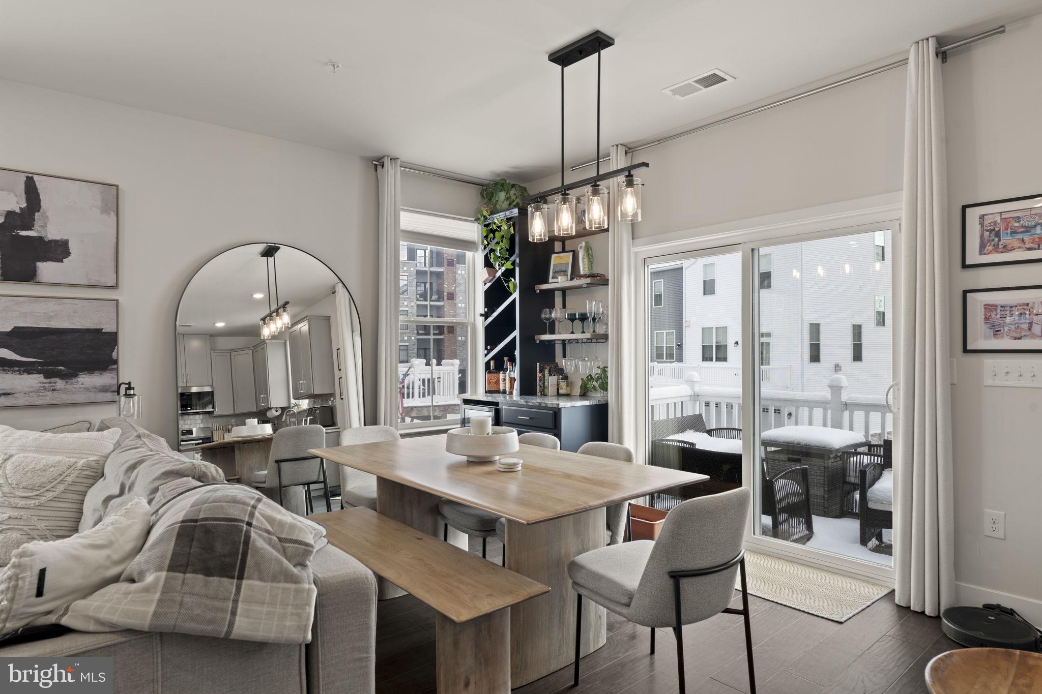 STEELPOINTE - Residential