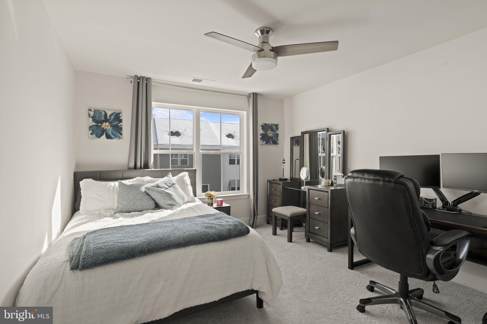 STEELPOINTE - Residential