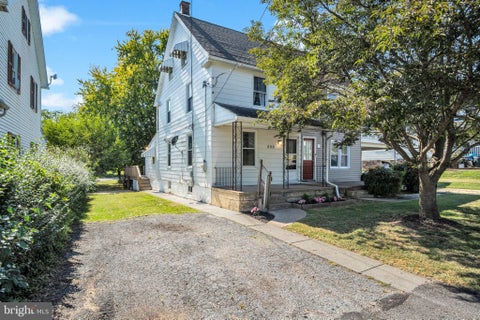 Townhouse For Sale - 209 1st Street<br/> ENOLA, PA 17025