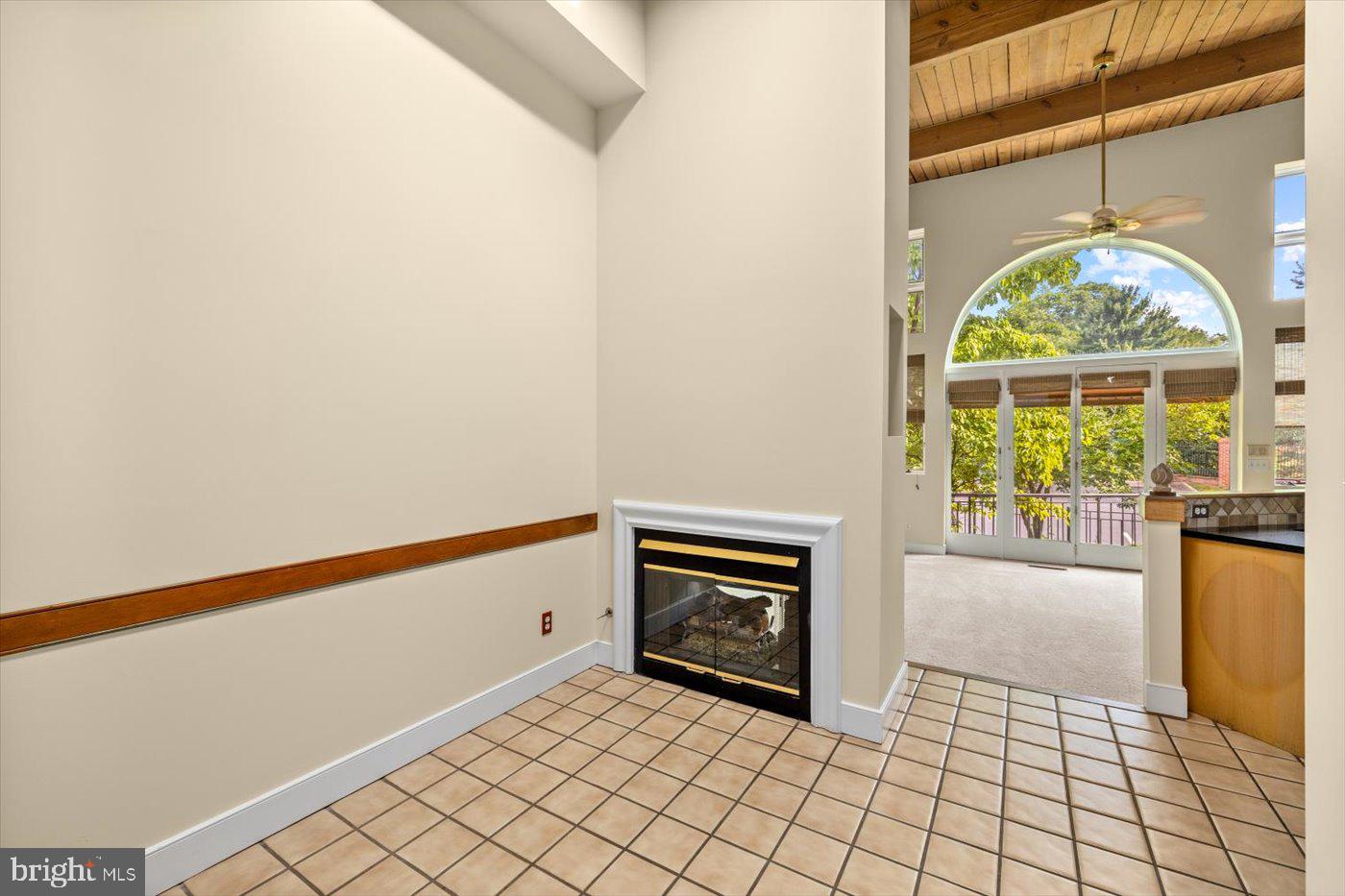 MILL RACE COMMON - Residential