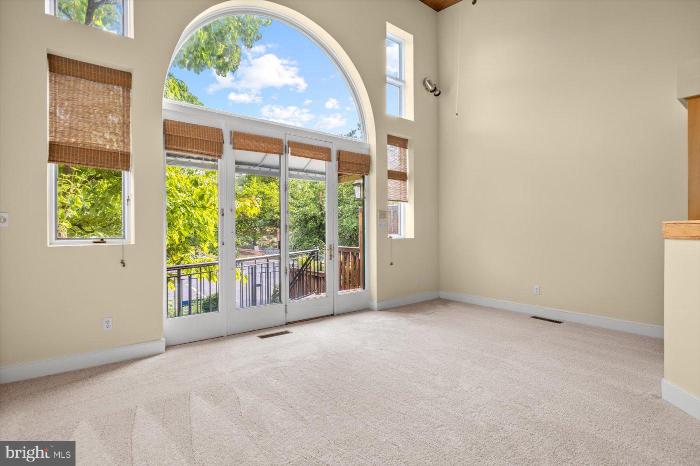 MILL RACE COMMON - Residential