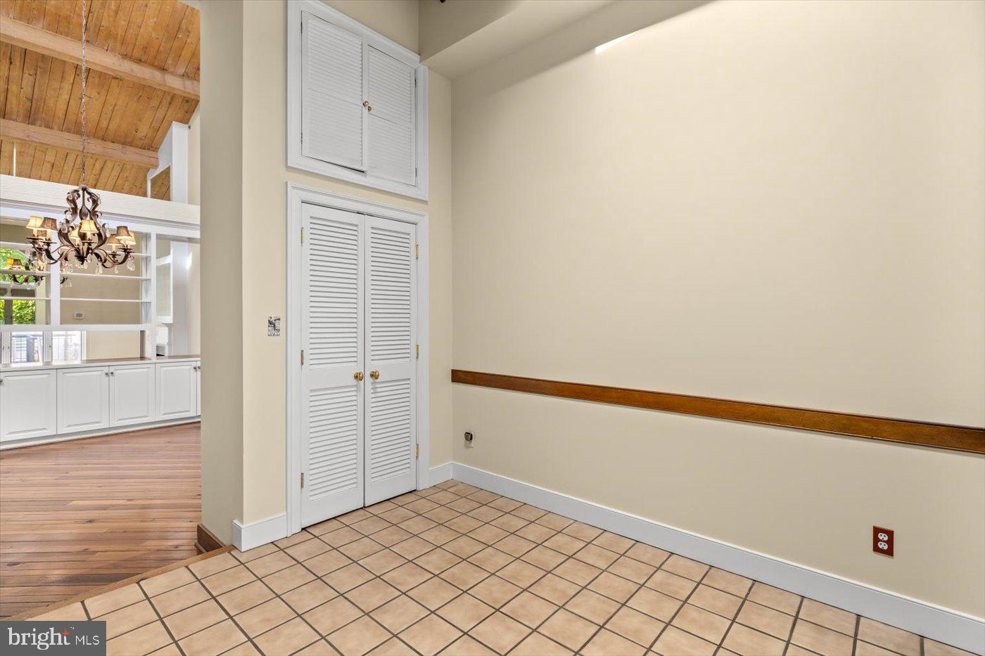 MILL RACE COMMON - Residential