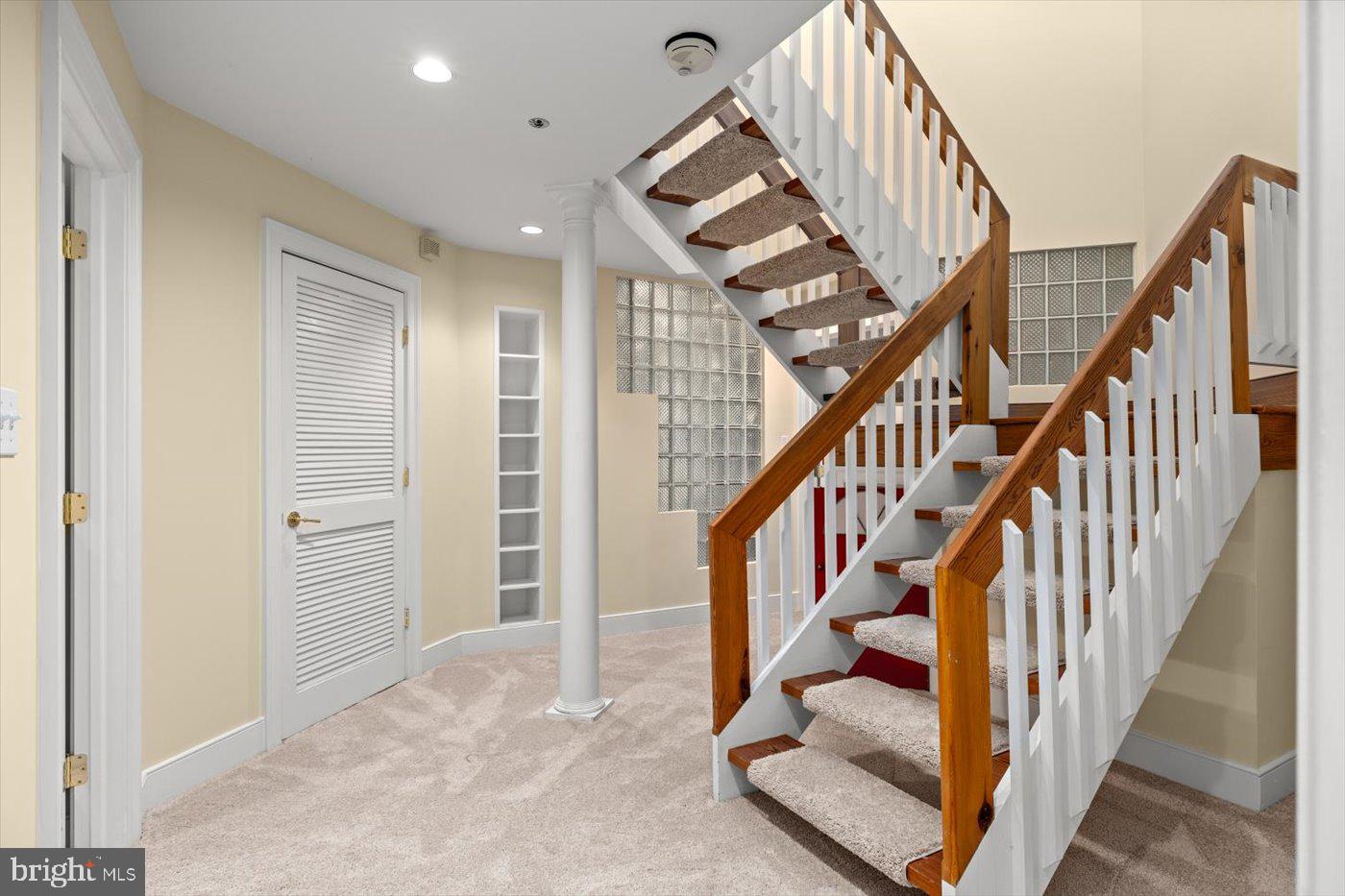 MILL RACE COMMON - Residential