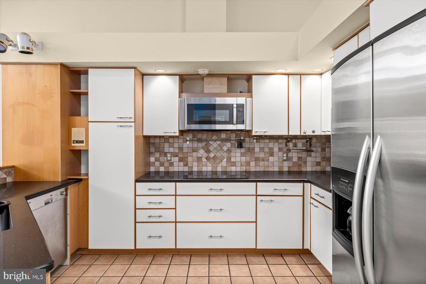 MILL RACE COMMON - Residential