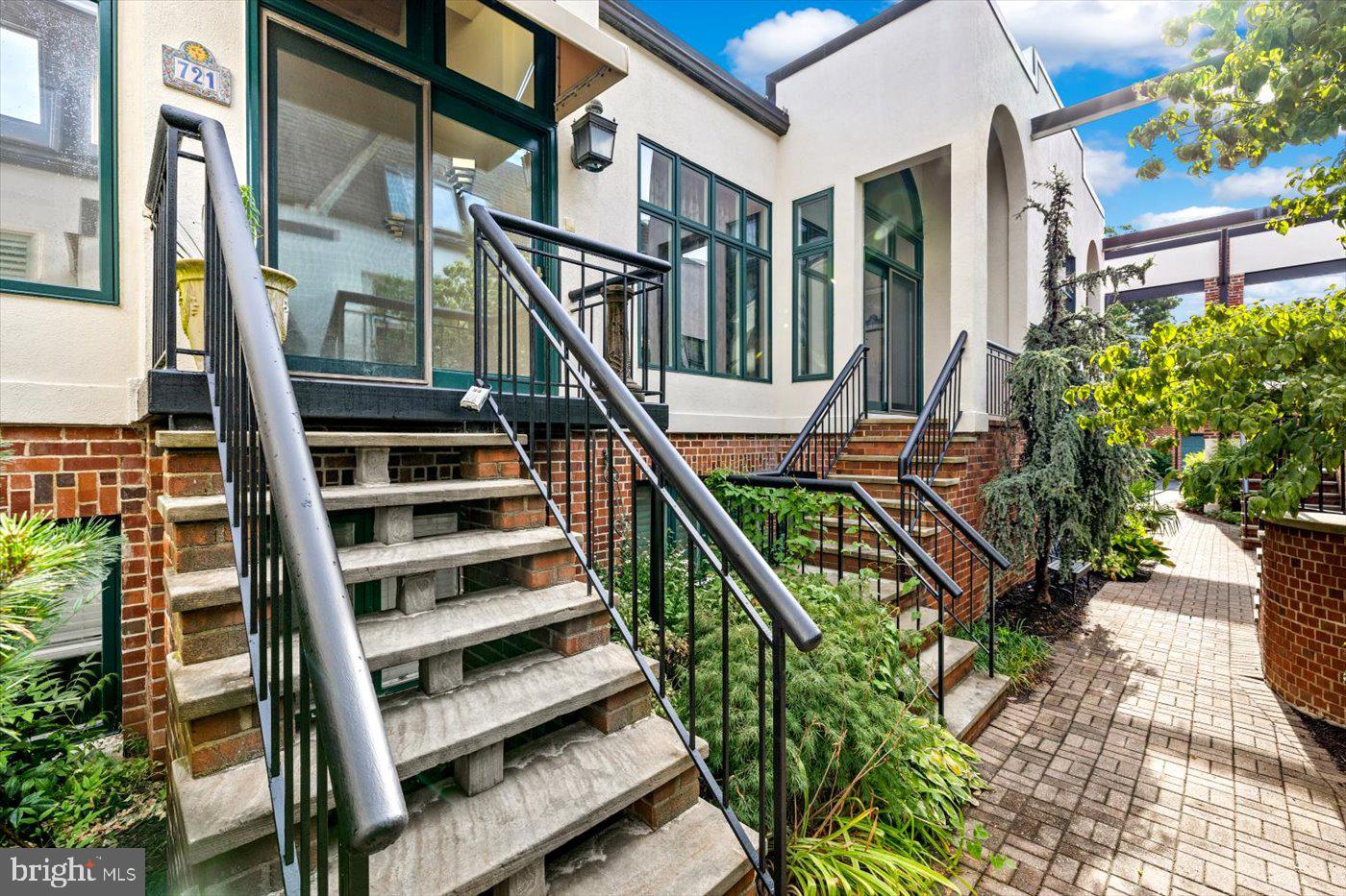 MILL RACE COMMON - Residential