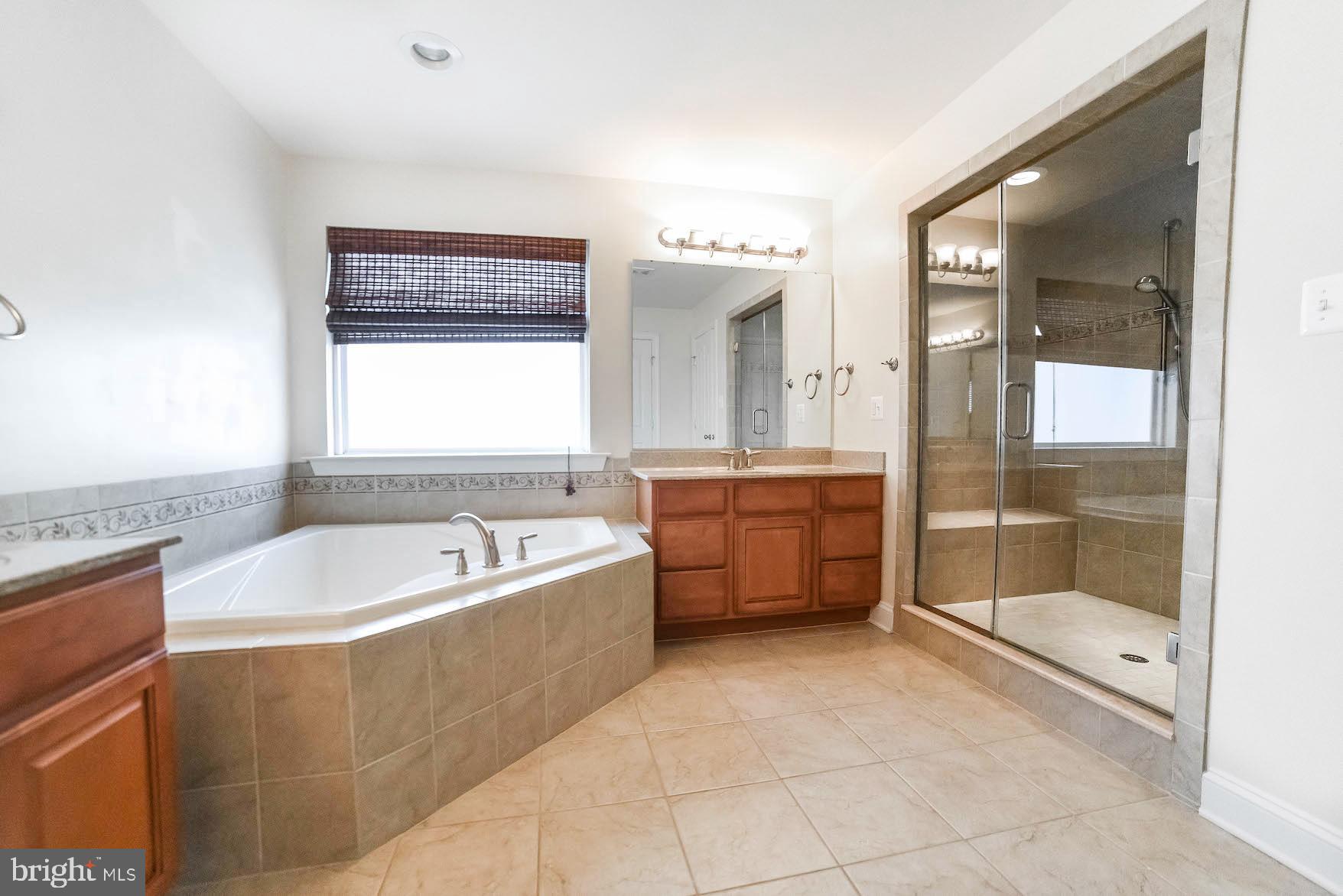 BROAD CREEK - Residential