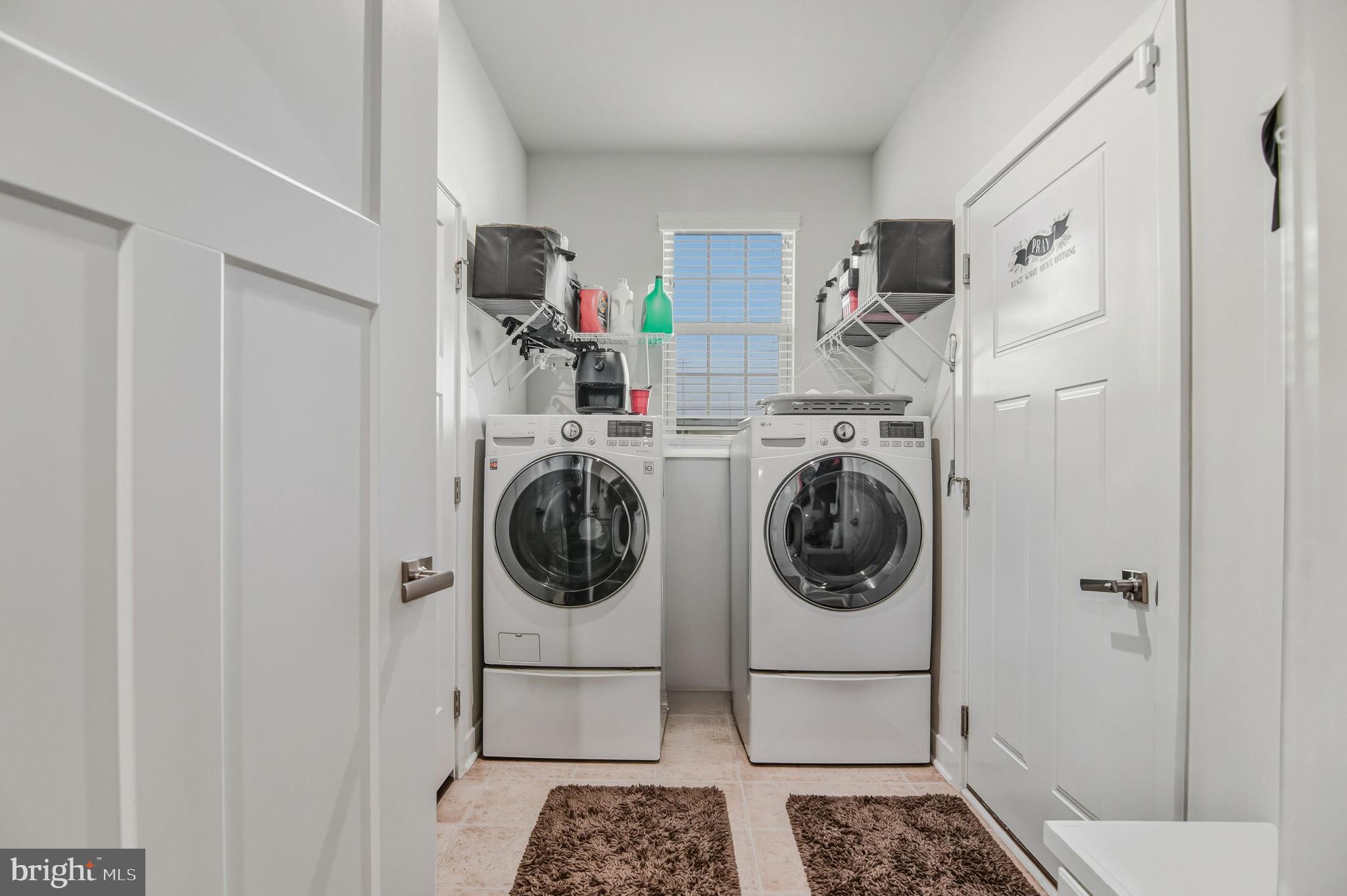 POTOMAC SHORES - Residential