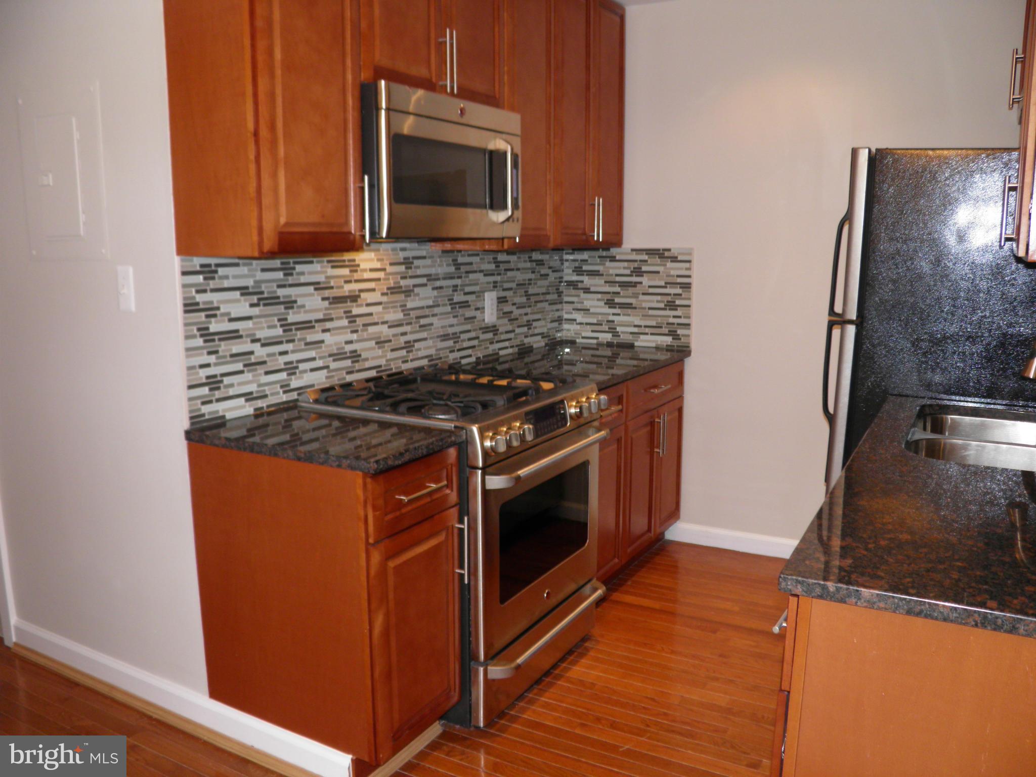 FAIRFAX HERITAGE - Residential Lease