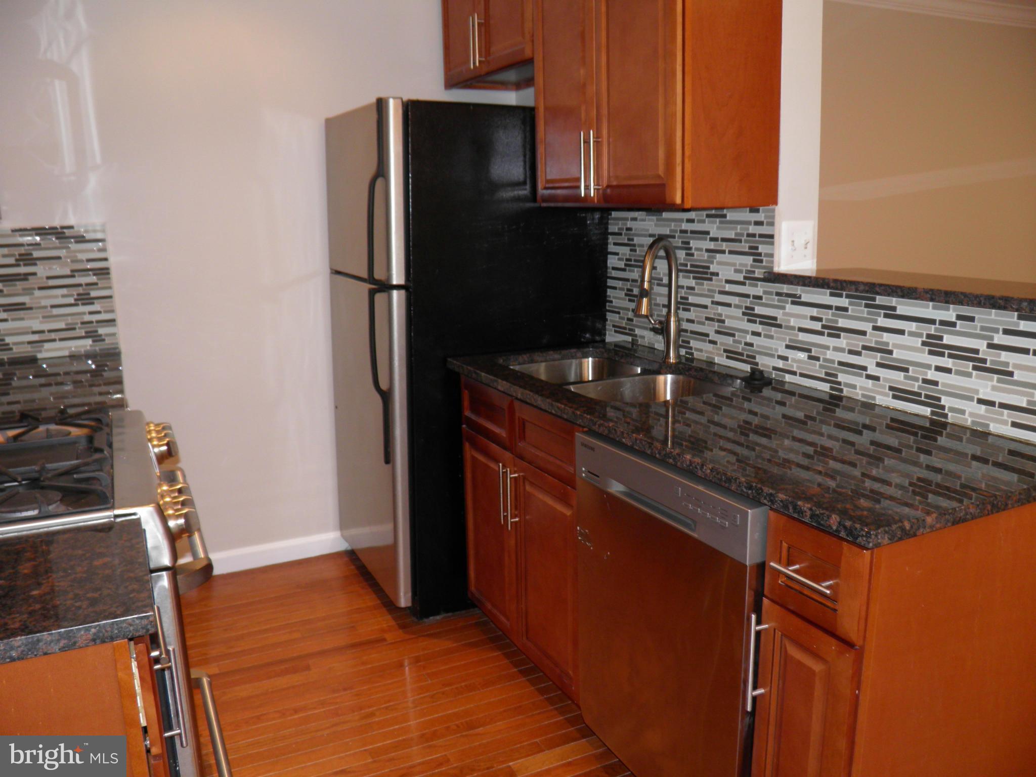 FAIRFAX HERITAGE - Residential Lease