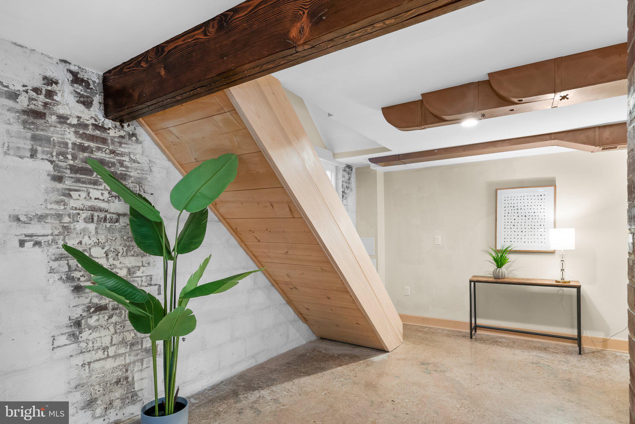 WOODMOOR - Residential