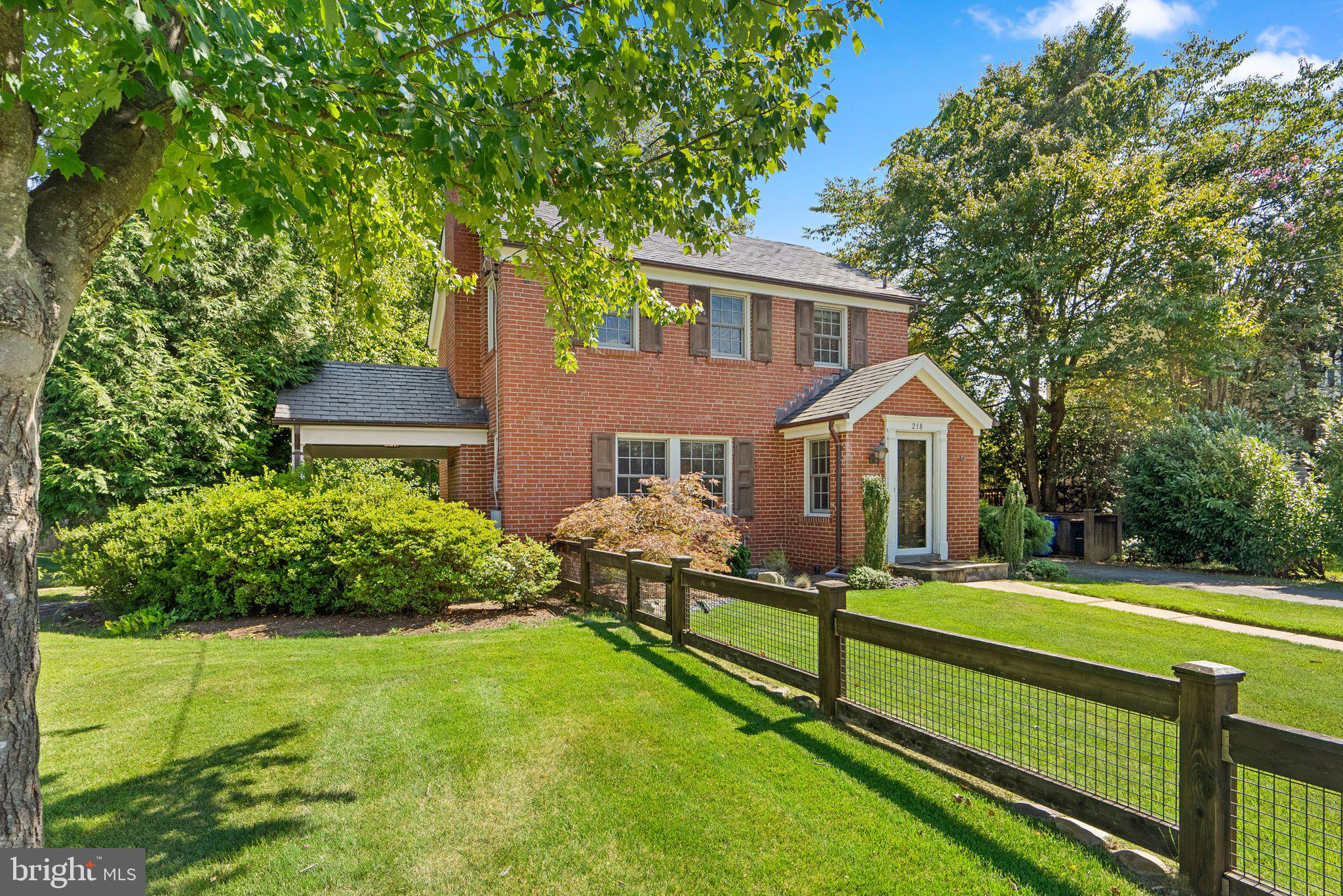 WOODMOOR - Residential