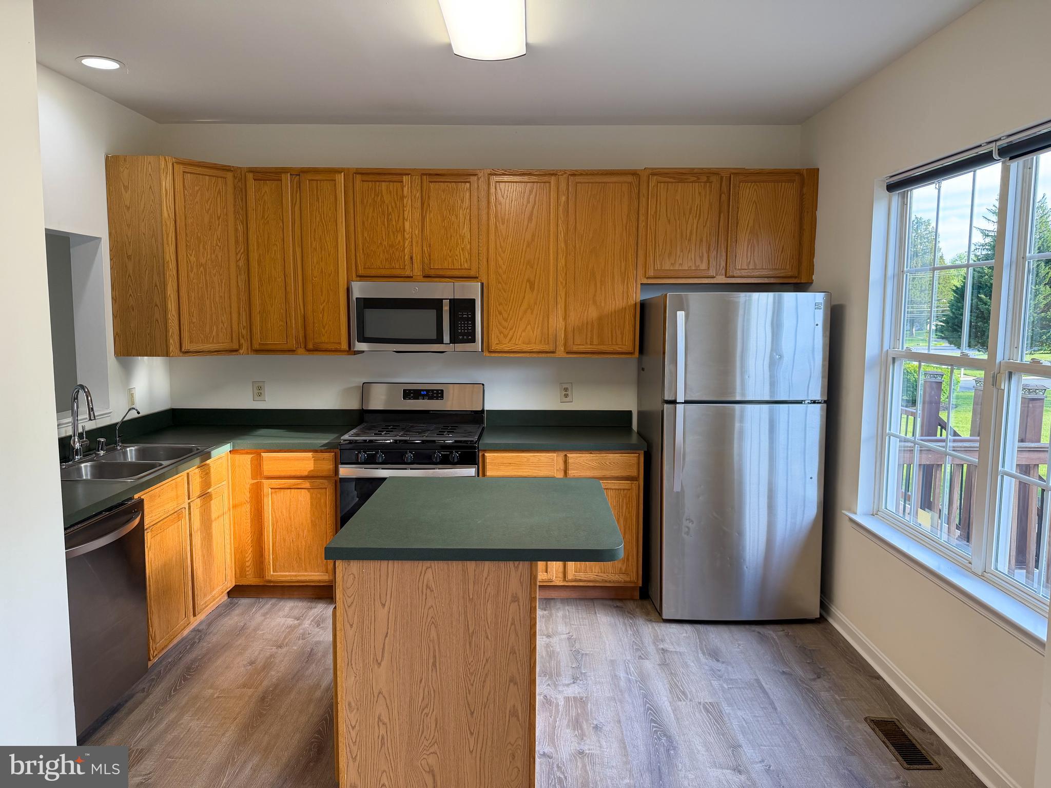 99 HIGHLAND CIRCLE