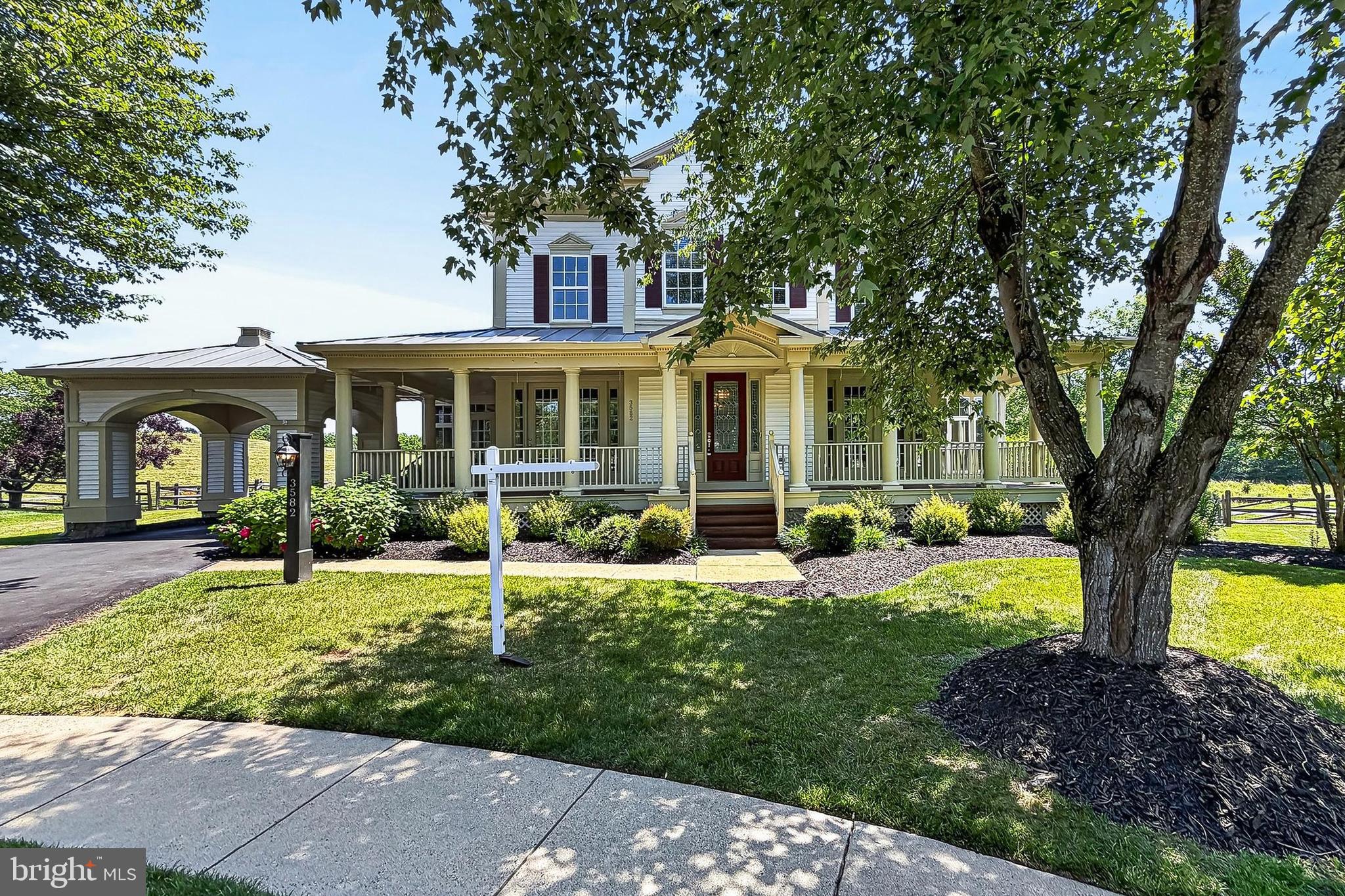 3582 DELL COURT