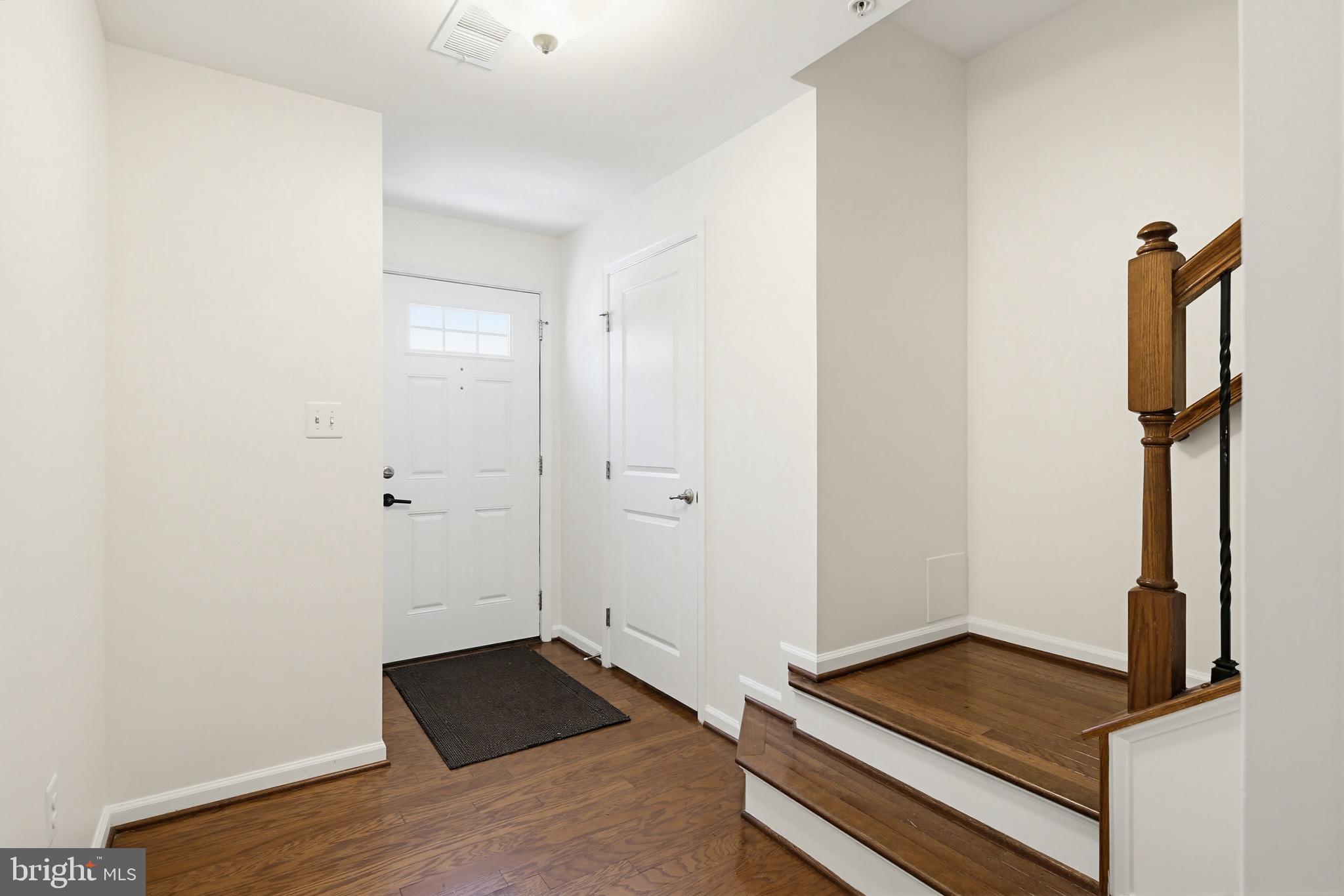 HOWARD SQUARE - Residential