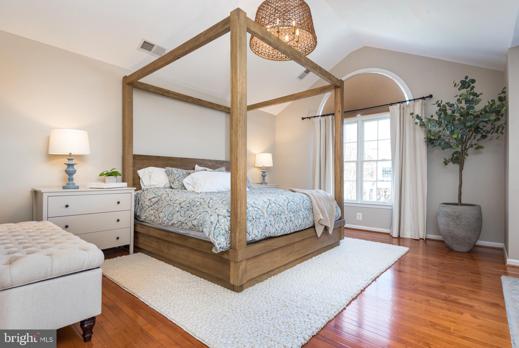 FALLS RUN - Residential