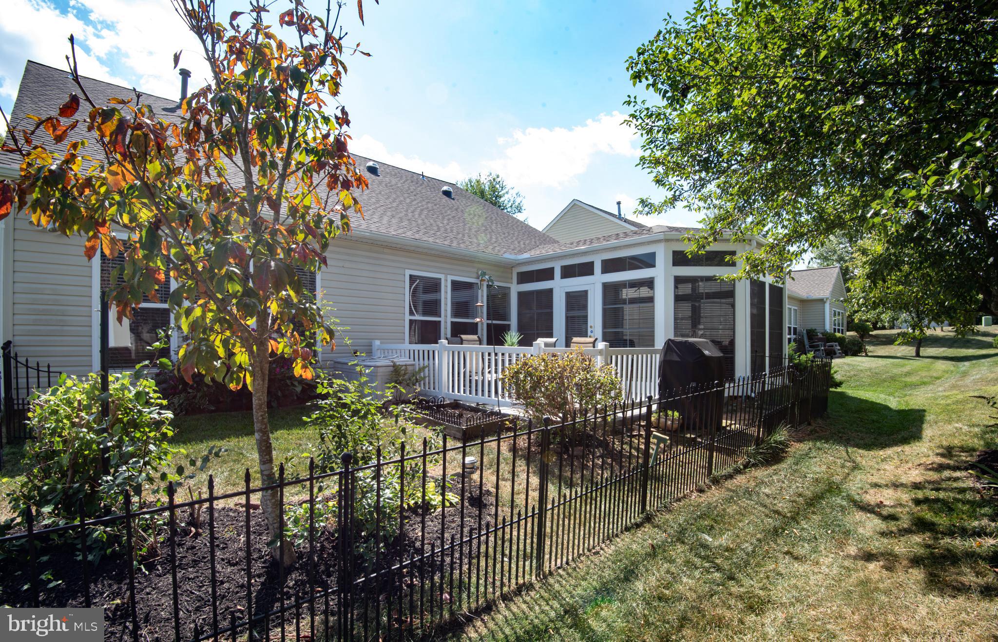 FALLS RUN - Residential