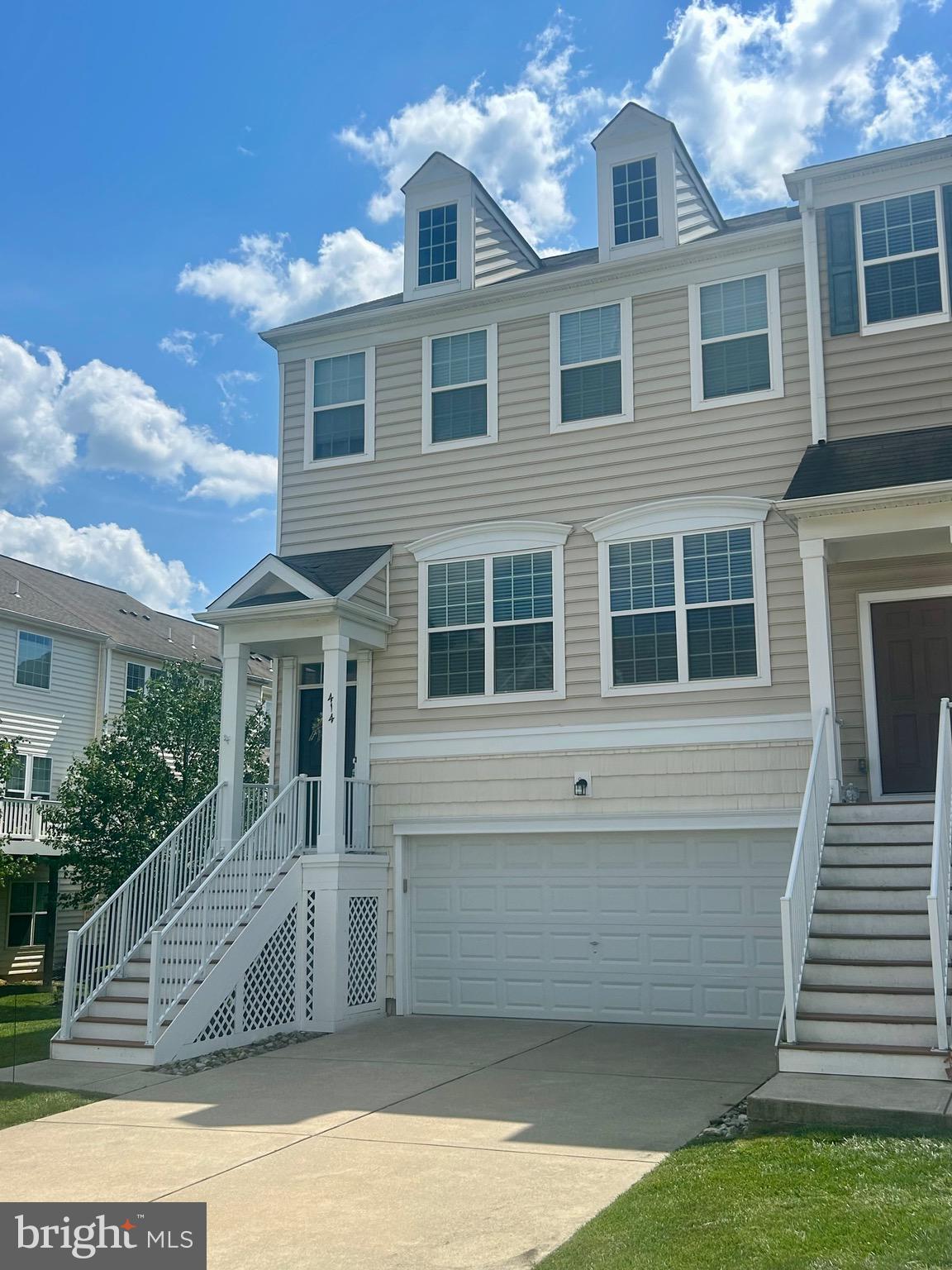 414 ELLISON DR