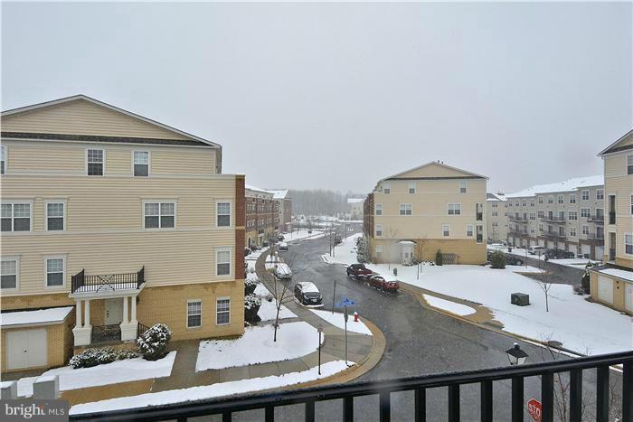 RESIDENCES AT BRAMBLETON - Residential