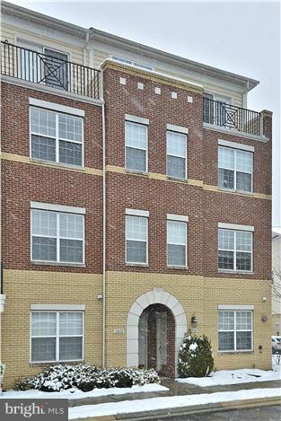 RESIDENCES AT BRAMBLETON - Residential