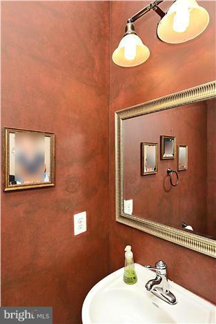 RESIDENCES AT BRAMBLETON - Residential