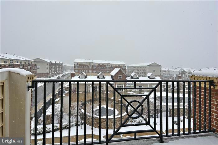 RESIDENCES AT BRAMBLETON - Residential