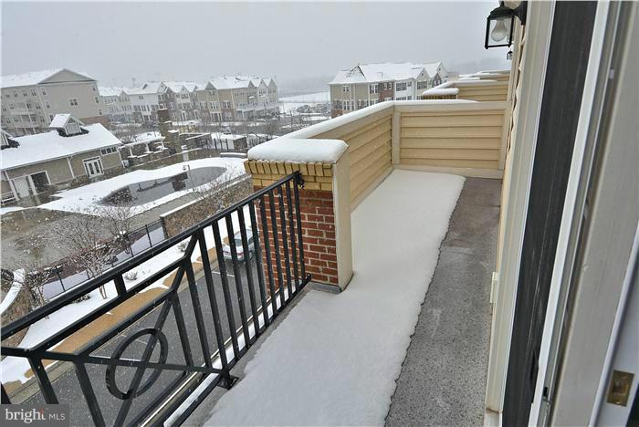 RESIDENCES AT BRAMBLETON - Residential