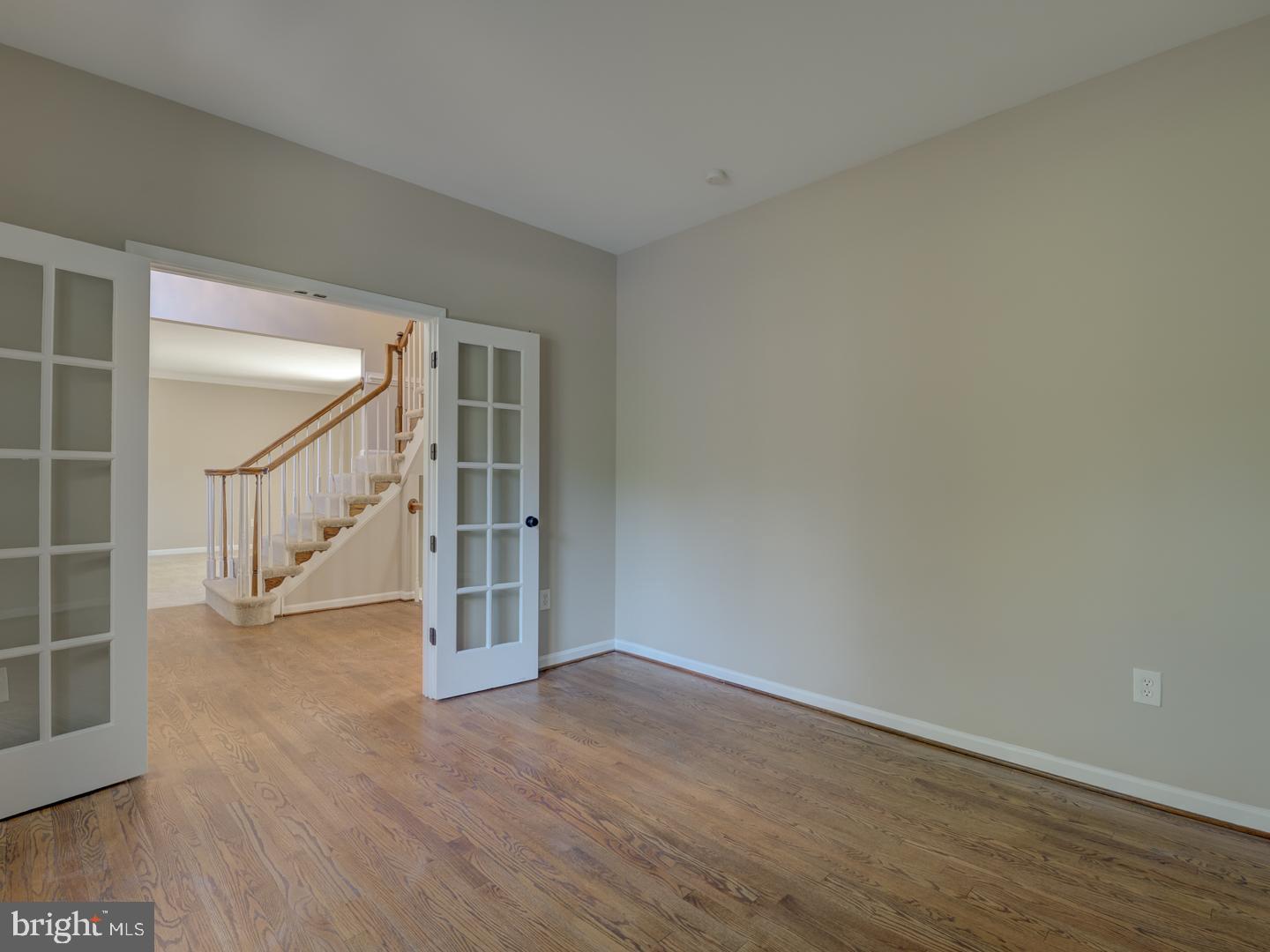 SILVERBROOK - Residential