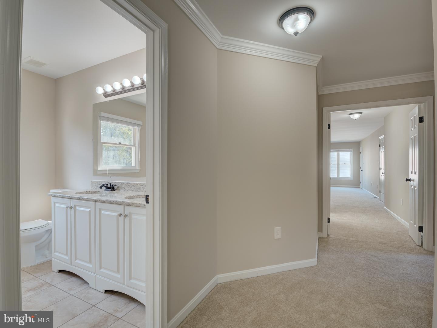 SILVERBROOK - Residential