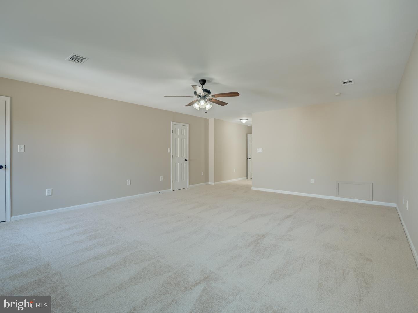 SILVERBROOK - Residential