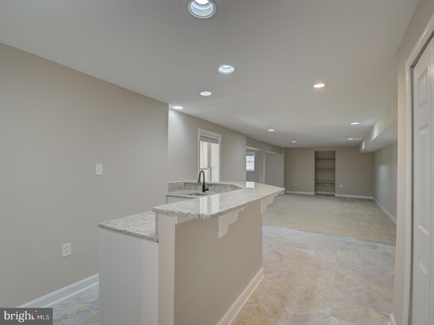 SILVERBROOK - Residential