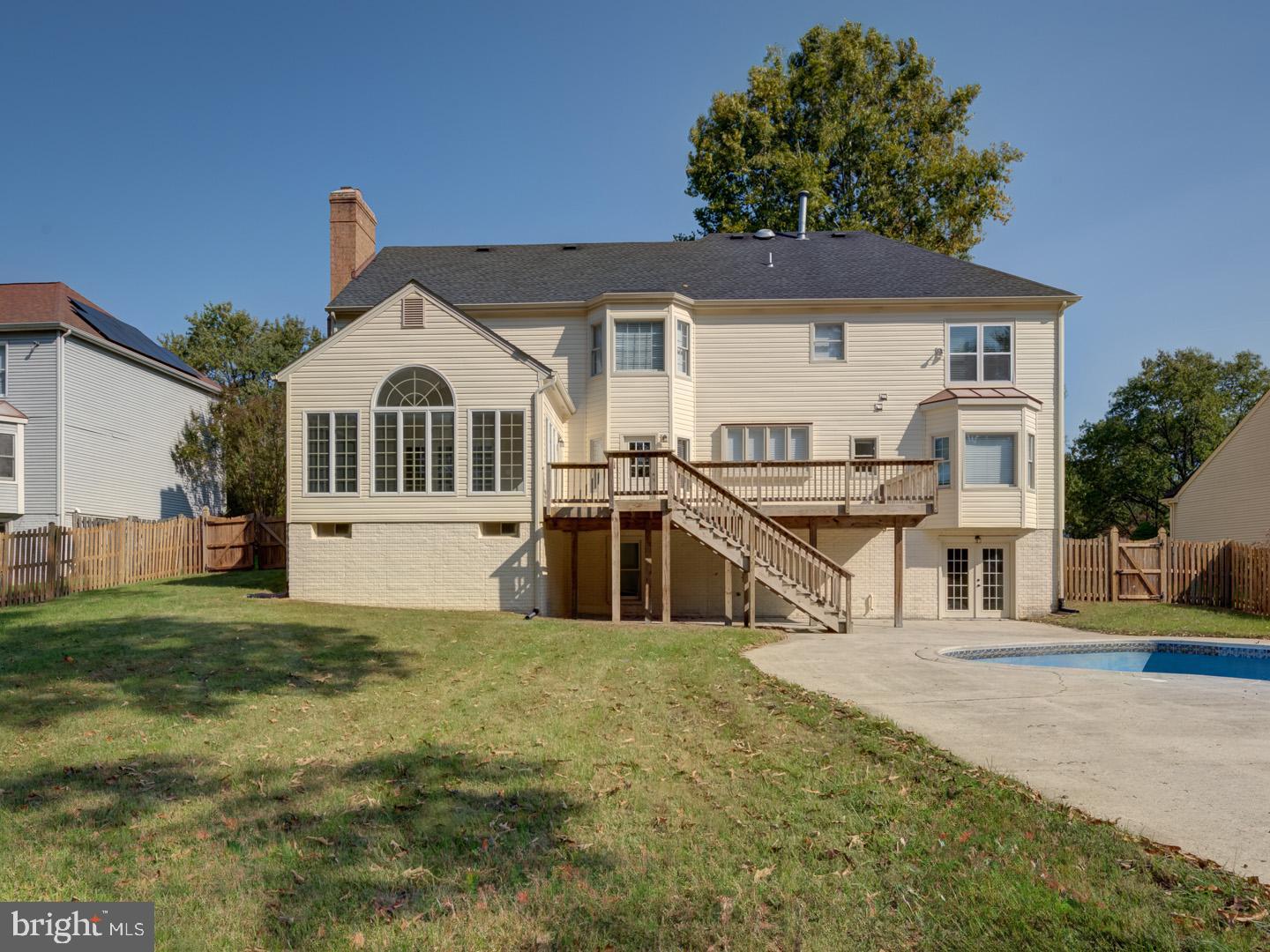 SILVERBROOK - Residential