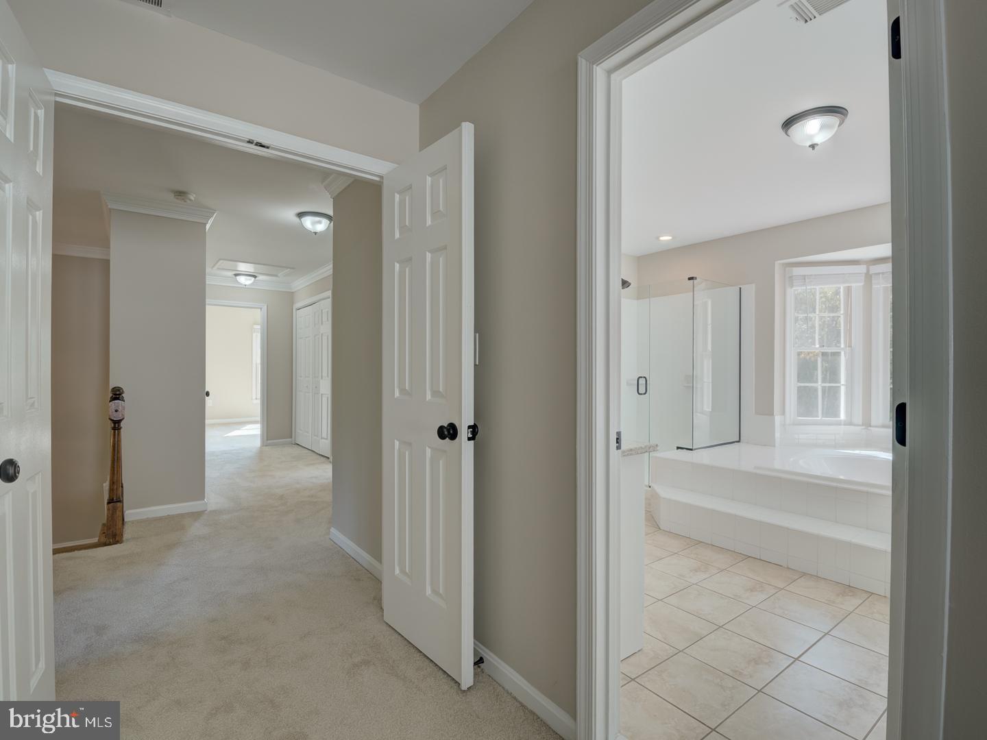 SILVERBROOK - Residential