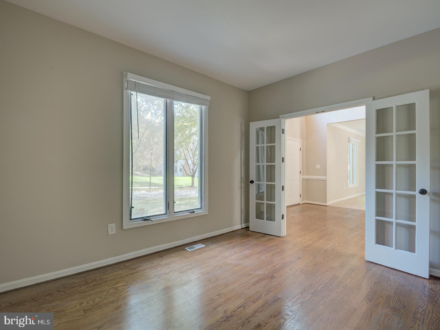 SILVERBROOK - Residential