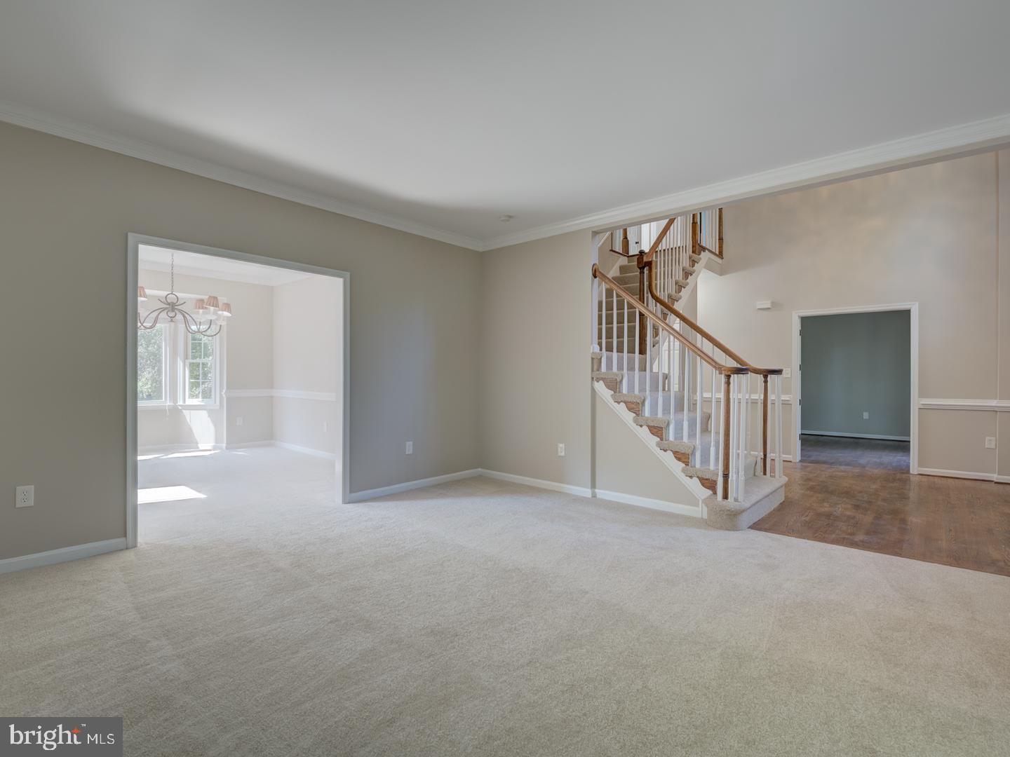 SILVERBROOK - Residential