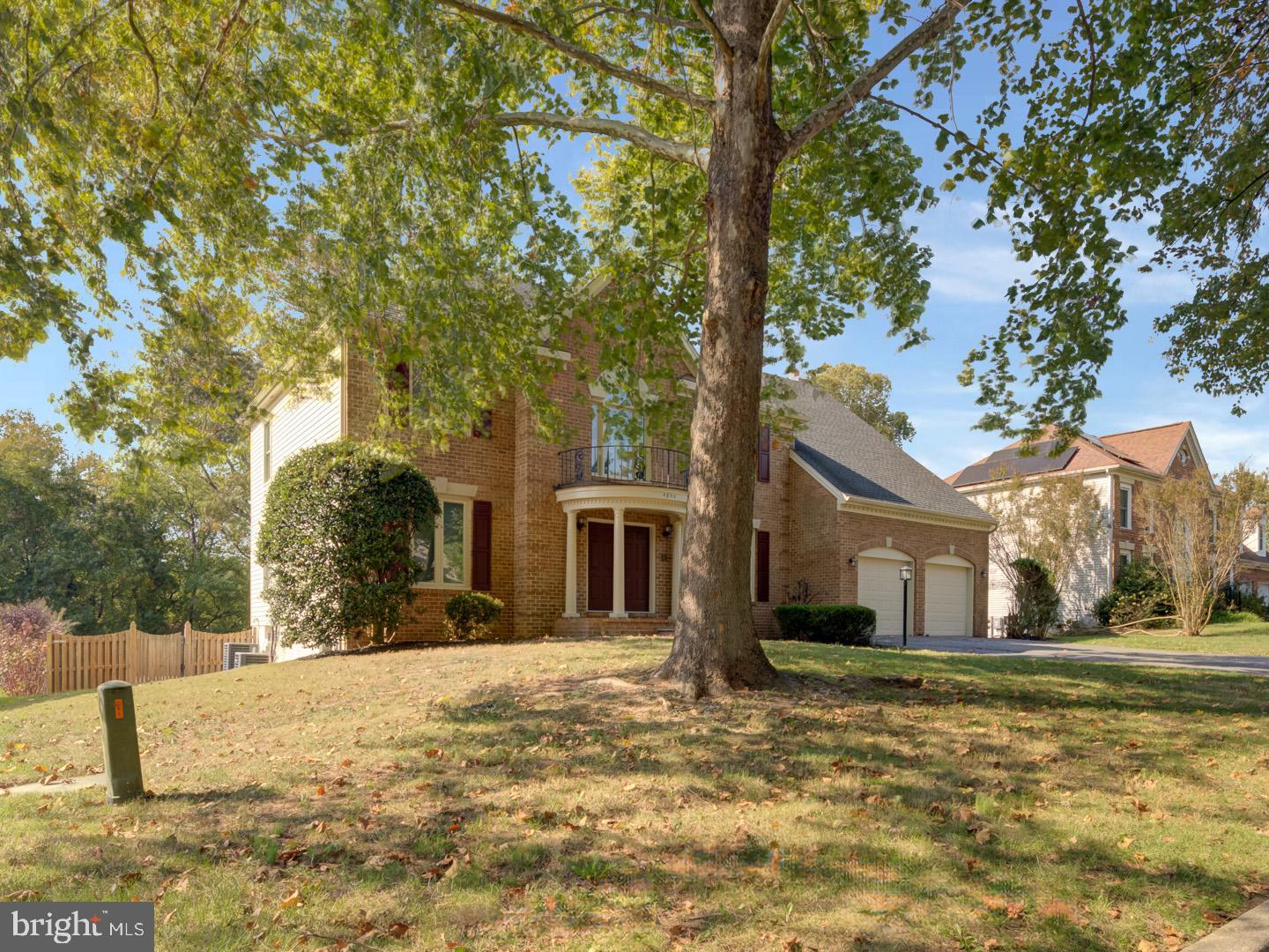 SILVERBROOK - Residential