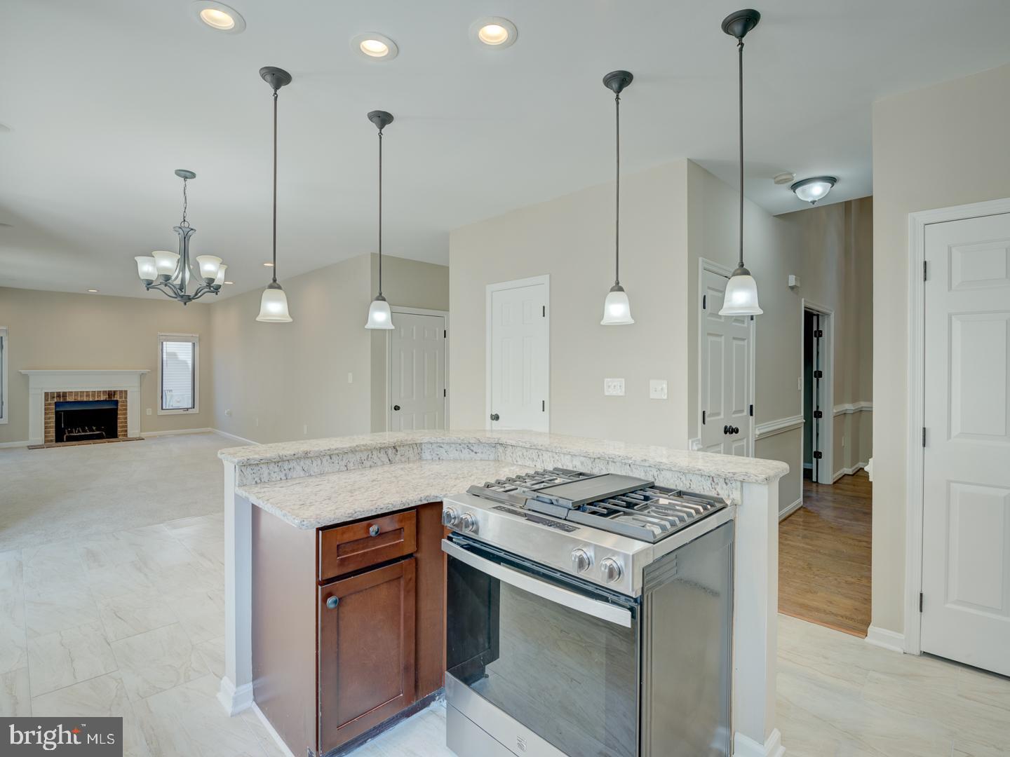 SILVERBROOK - Residential