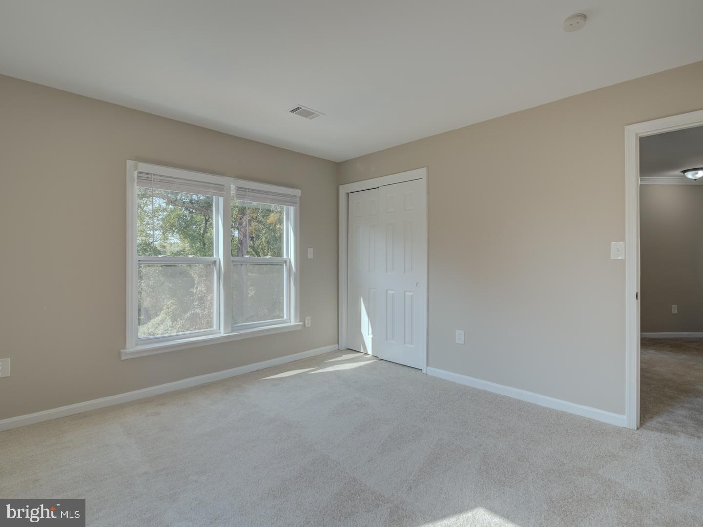 SILVERBROOK - Residential