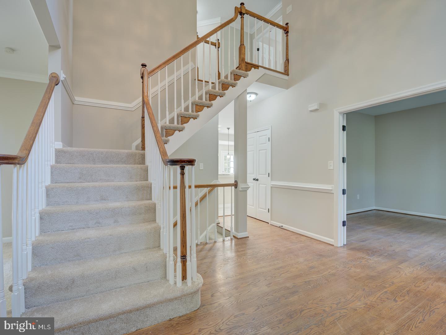 SILVERBROOK - Residential