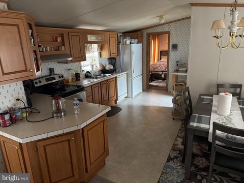 6502 VERT DRIVE ELKRIDGE MD 21075