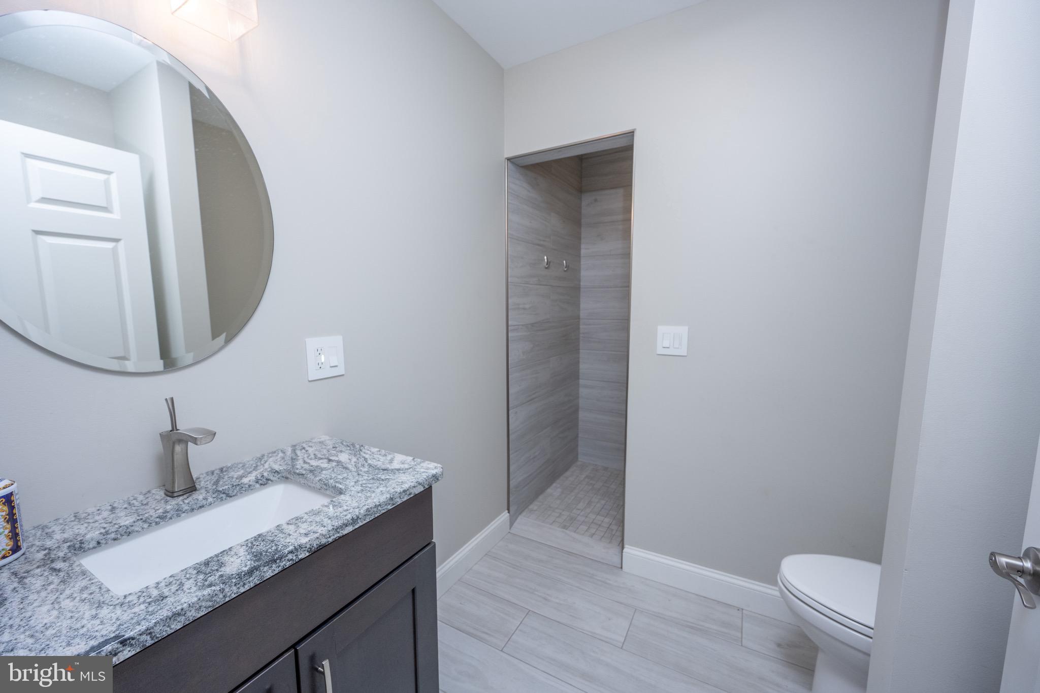 MOUNTAIN LAKE PARK - Residential