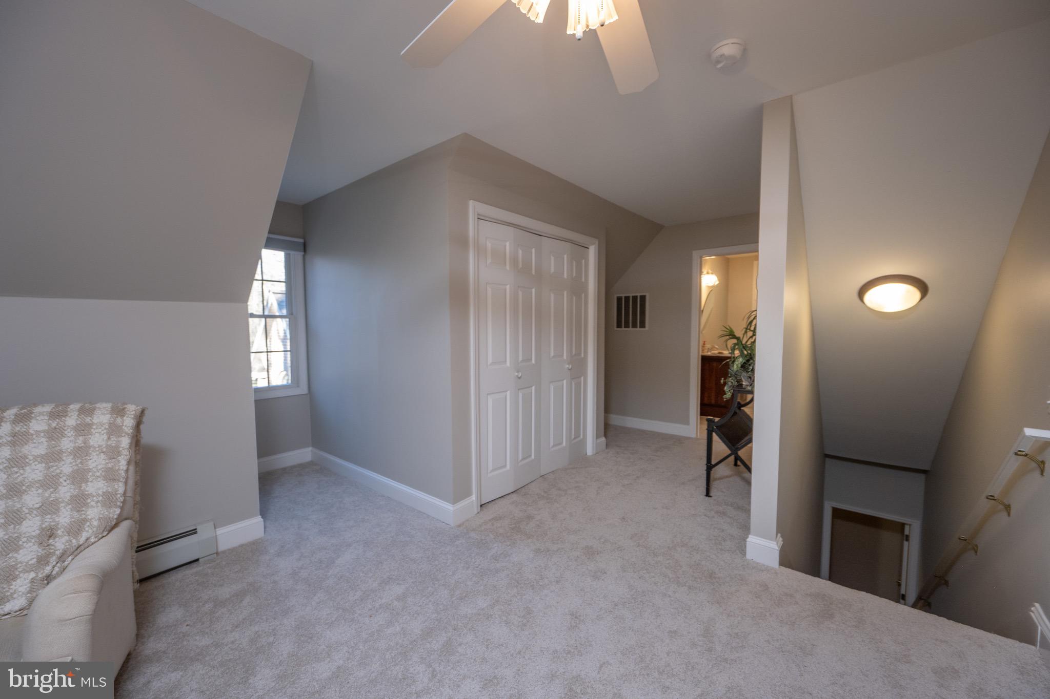 MOUNTAIN LAKE PARK - Residential