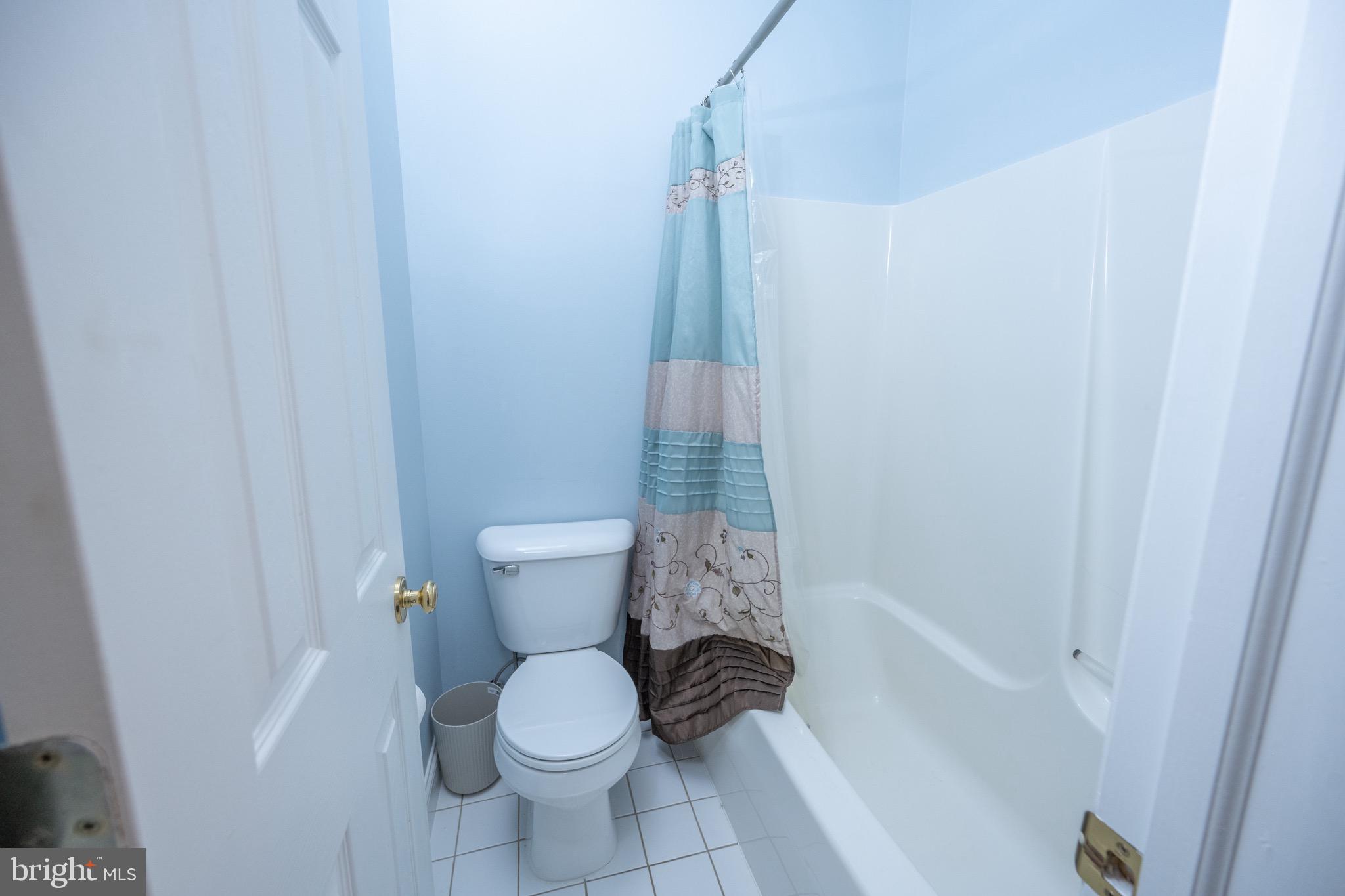 MOUNTAIN LAKE PARK - Residential